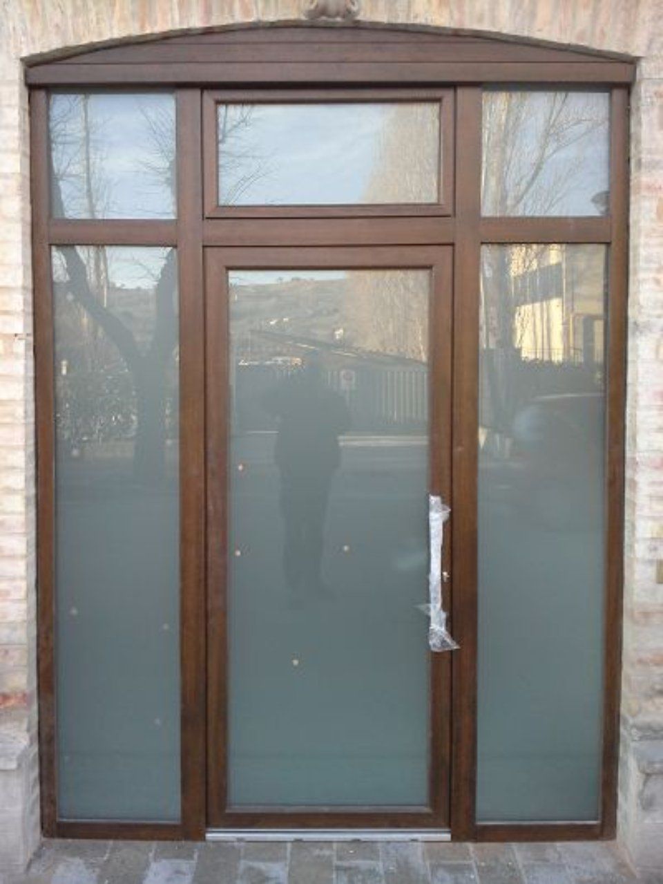 porta con vetrina in PVC