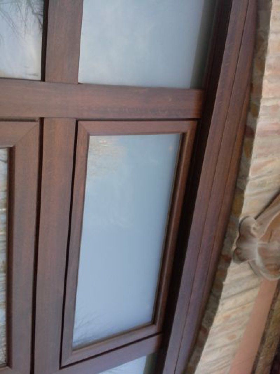 infissi con vetrina in PVC