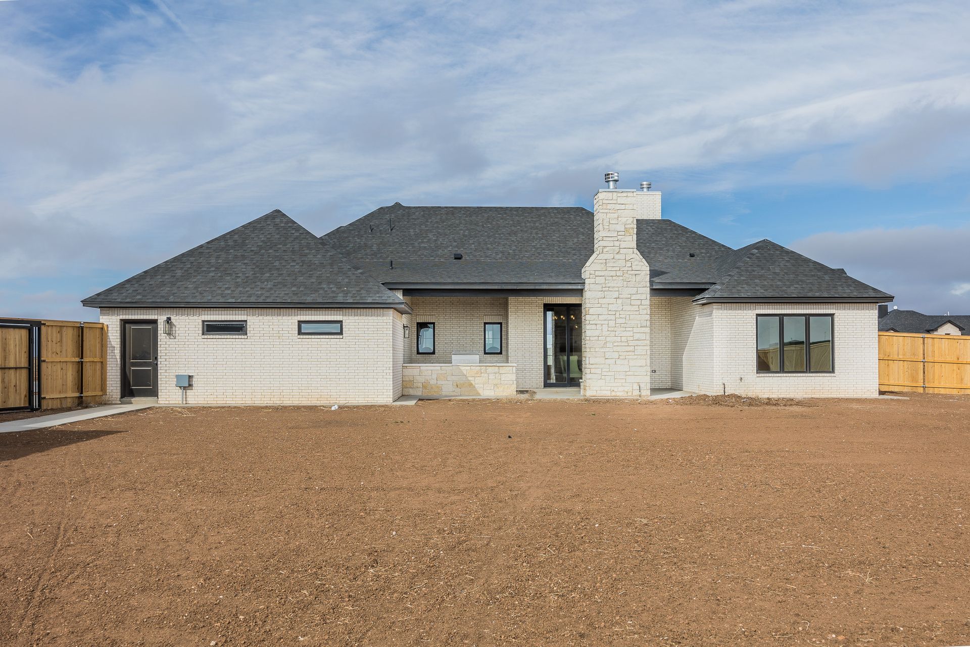 10081 Copper Creek HOME By Lyons