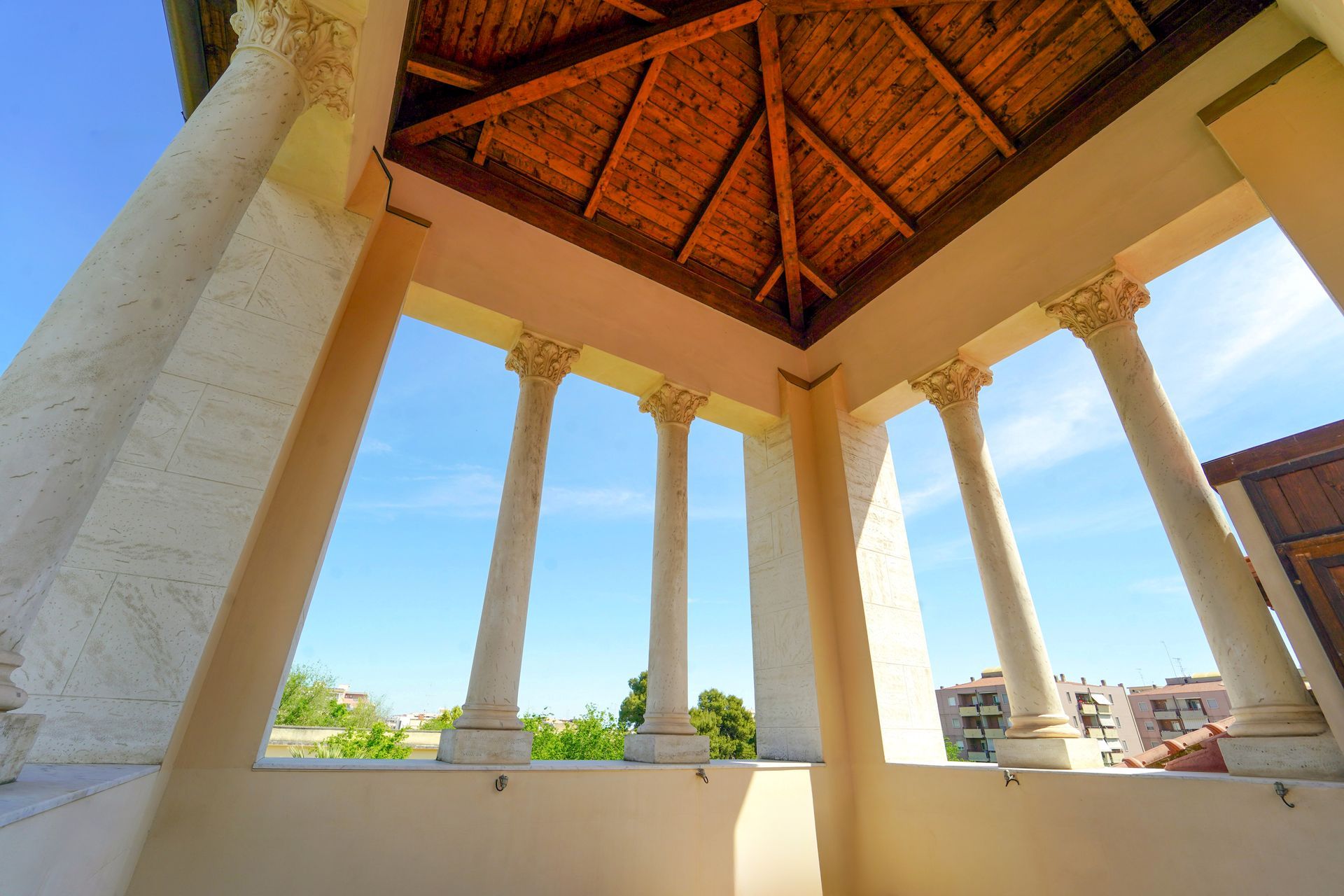 cortile villa pallotta