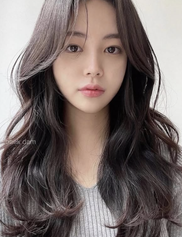 Soft Korean layered long hair styled at JUNO HAIR Gangnam
