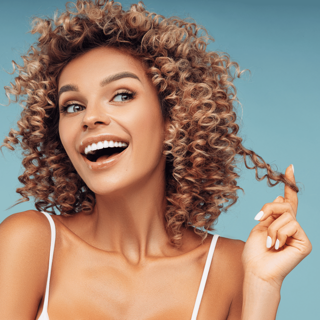 Bouncy natural curls – hair inspiration at JUNO HAIR Gangnam