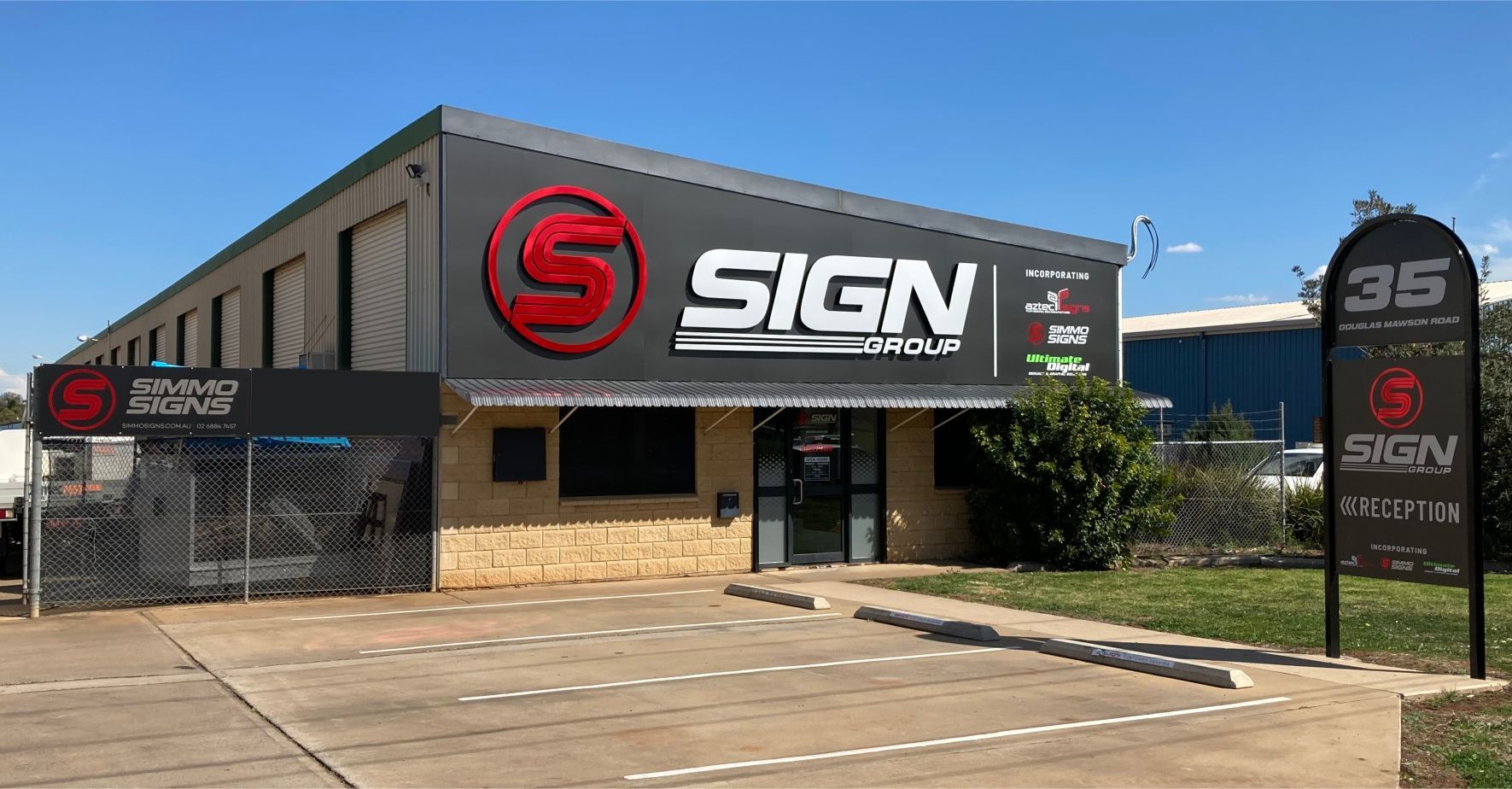Sign Group Shop Front Signage — Signage in Dubbo, NSW