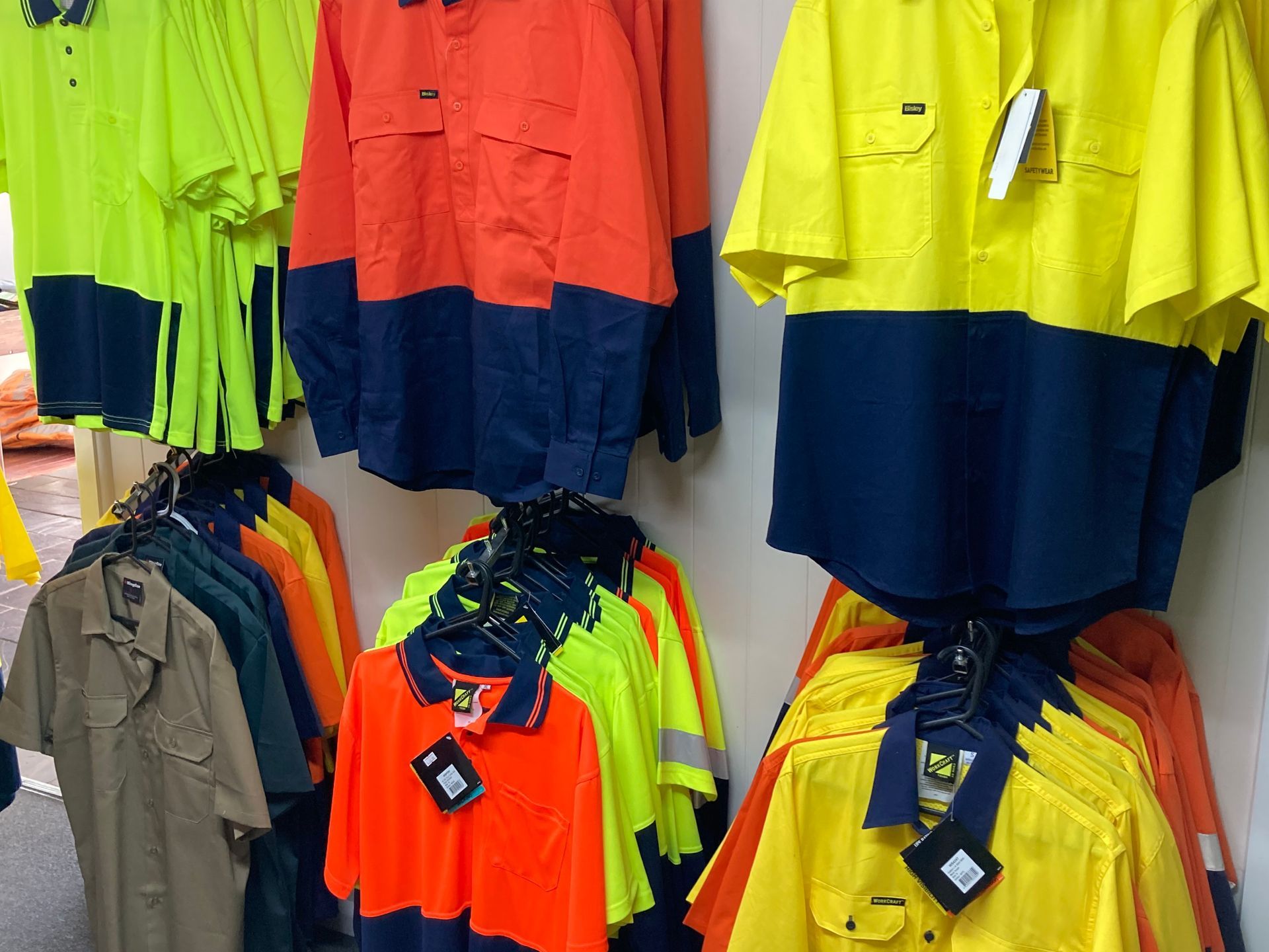 Workwear — Signage in Dubbo, NSW