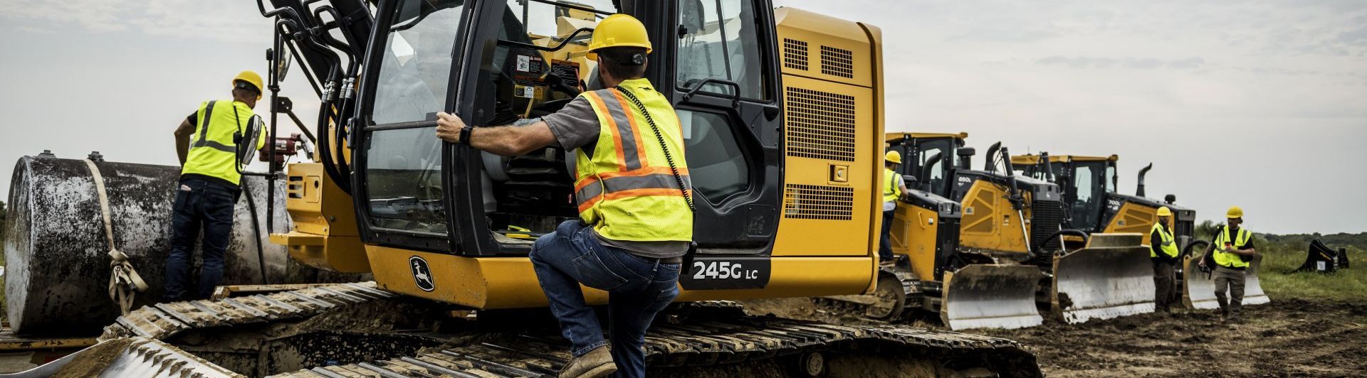 Deere excavator