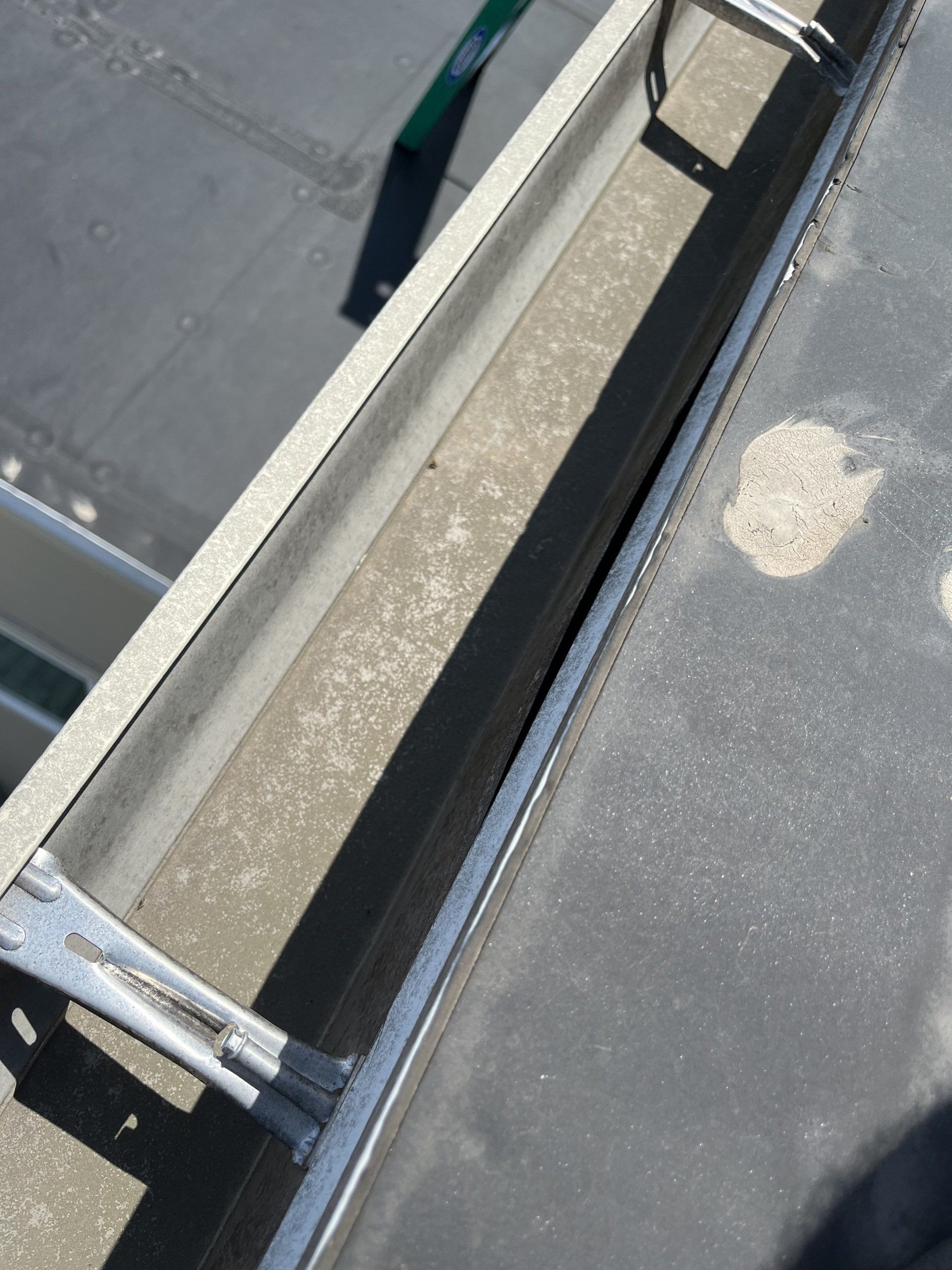 Image of gutter repair in Richmond VA.