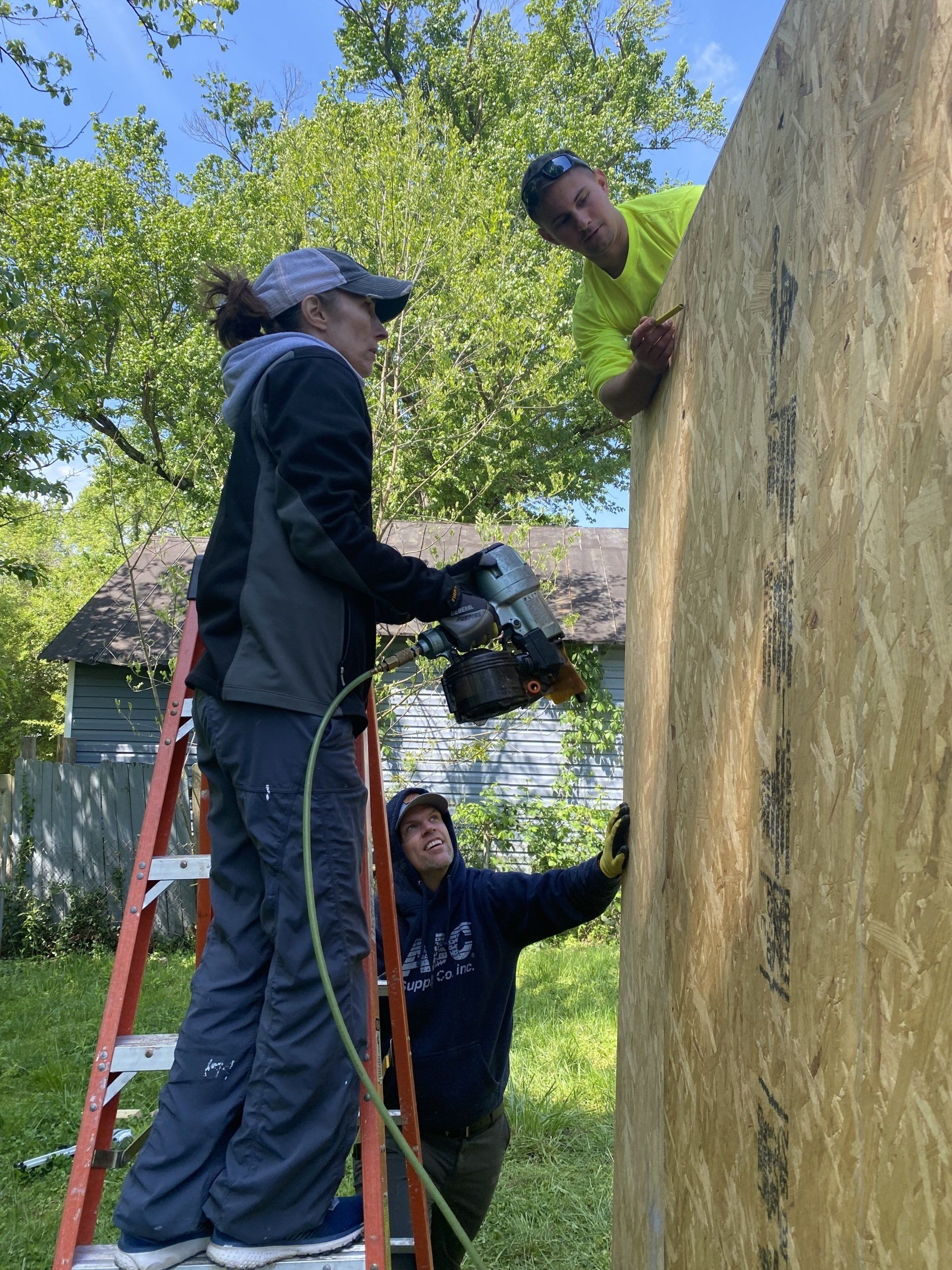 Image of RETEX’s Mark Erickson volunteering with Richmond Habitat for Humanity in April 2022.