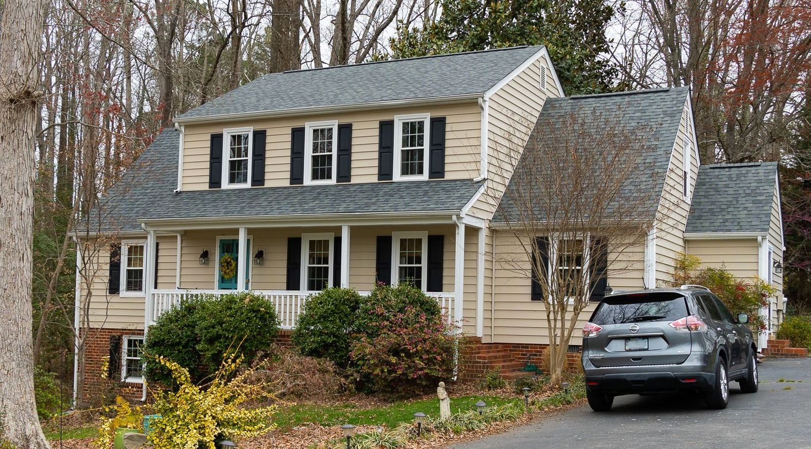After image of RETEX roof replacement in North Chesterfield VA 23235. Image captured by RETEX's Katelyn Lewis.