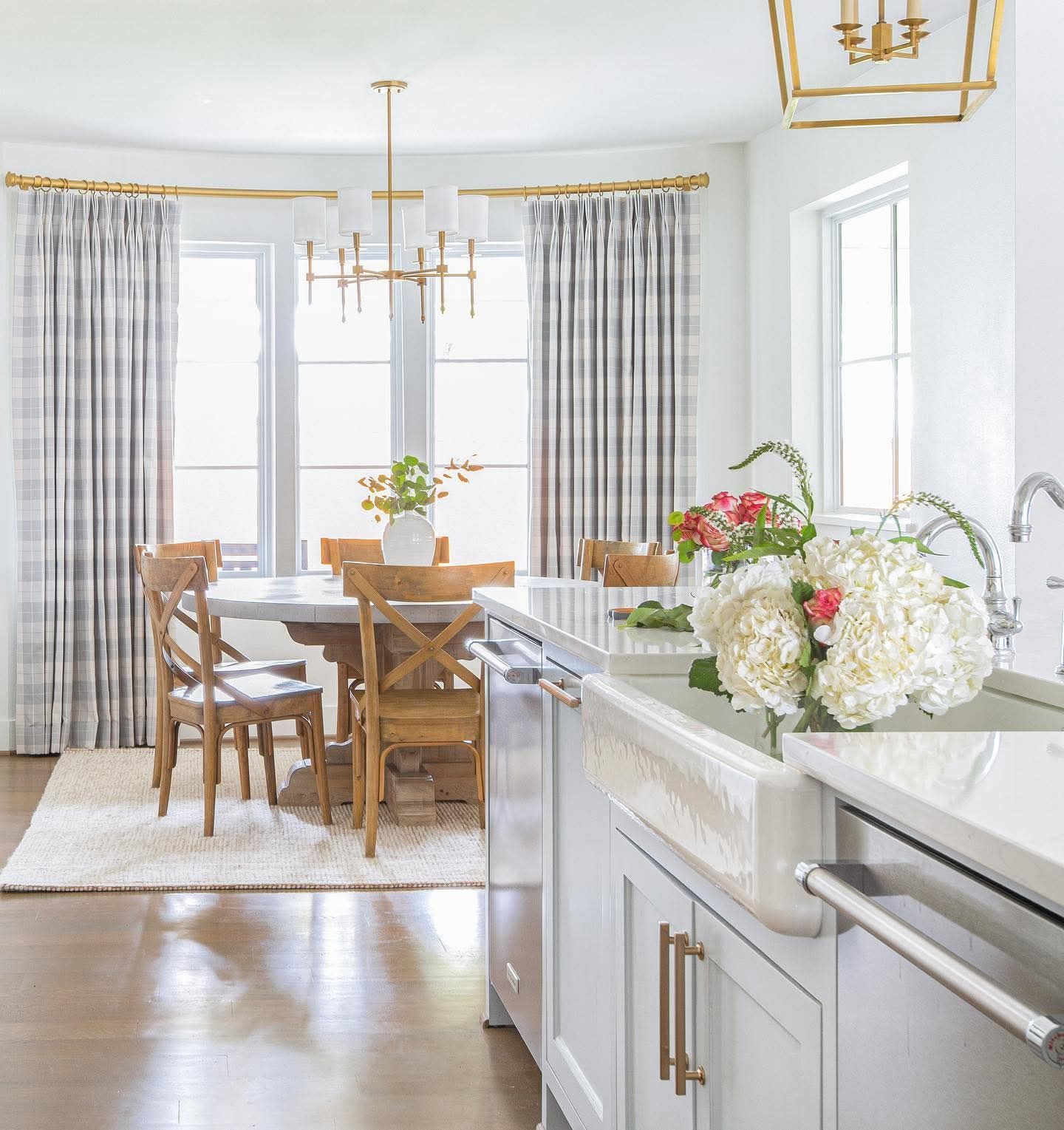 Alta® Roller shades, black out blinds, blackout shade, roller blind near Lexington, Kentucky