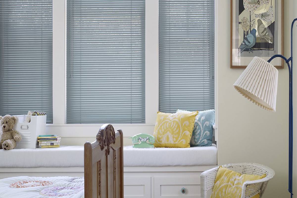 Mini blinds for homes in Lexington and Louisville, KY