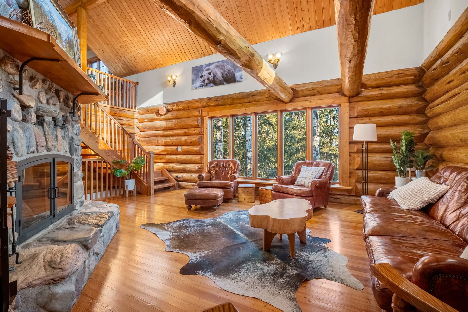 Coy Fox Lodge, a vacation rental in Invermere BC, hosted by Aisling Baile Property Management.