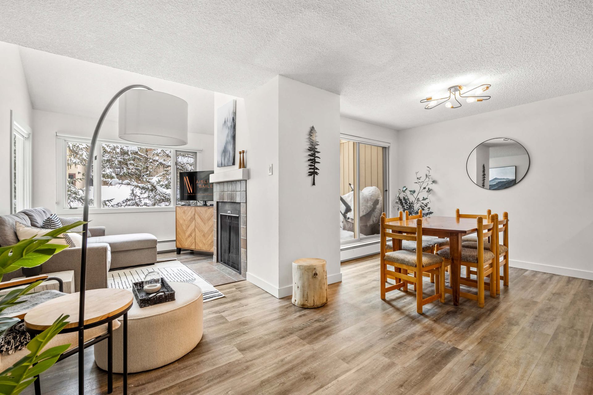 Living room of  Kauhoolio, a Panorama BC Vacation Rental hosted by Aisling Baile Property Management.