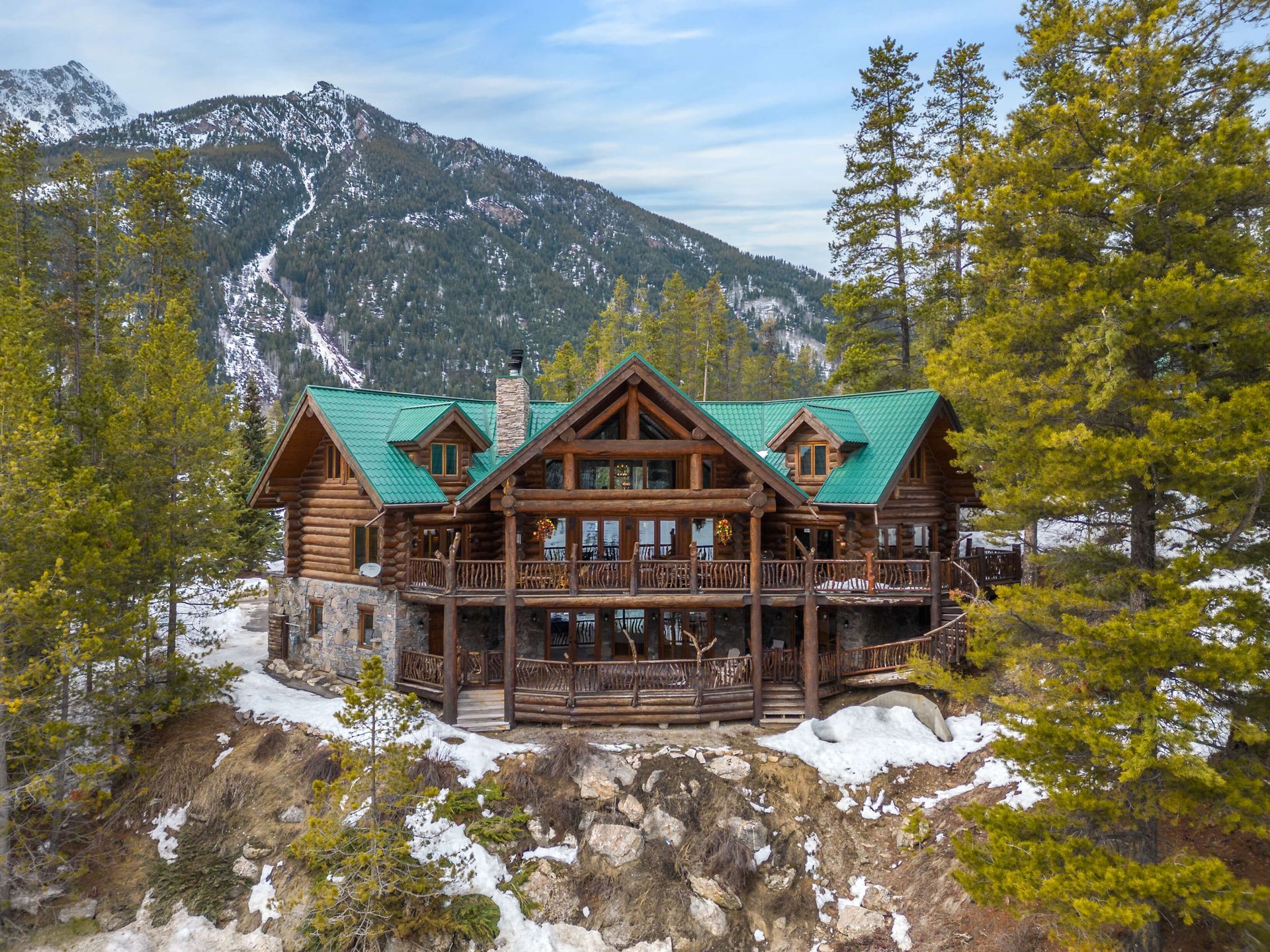 Rundlestone Ridge, a Panorama Mountain Resort vacation rental hosted by Aisling Baile Property Management.