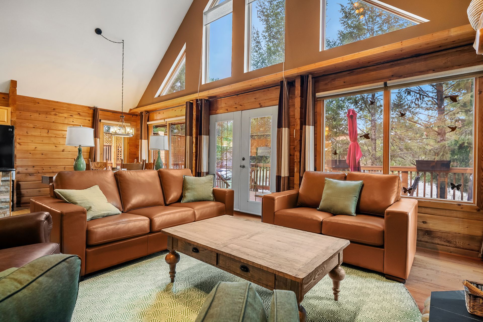 Emberwood, a Radium Hot Springs vacation rental hosted by Aisling Baile Property Management.