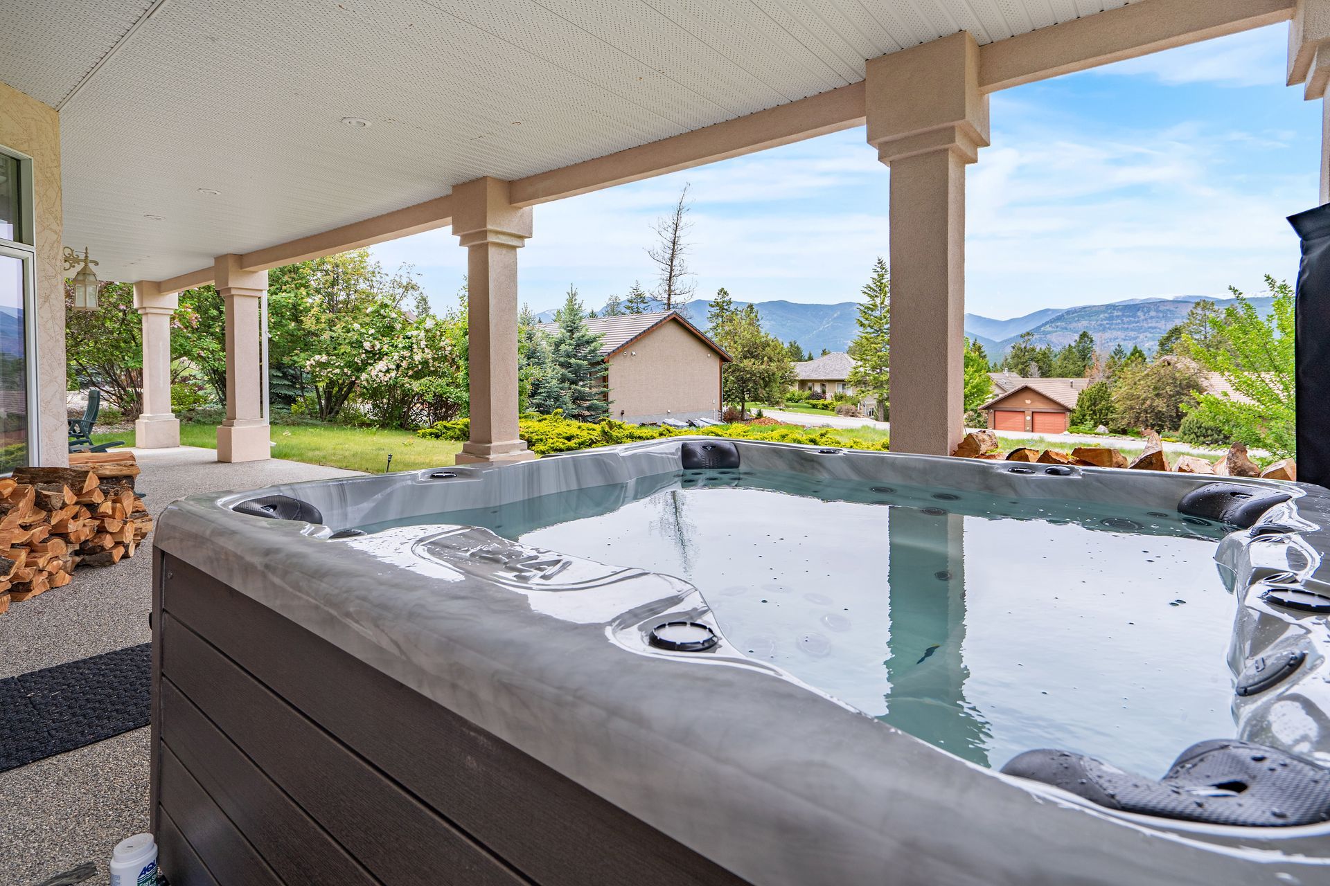 Private hot tub of the Mountain Top, a Fairmont Hot Springs BC Vacation Rental hosted by Aisling Baile Property Management.