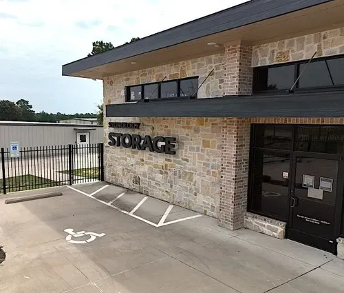 Storology Storage office on Grande Boulevard in Tyler, Texas