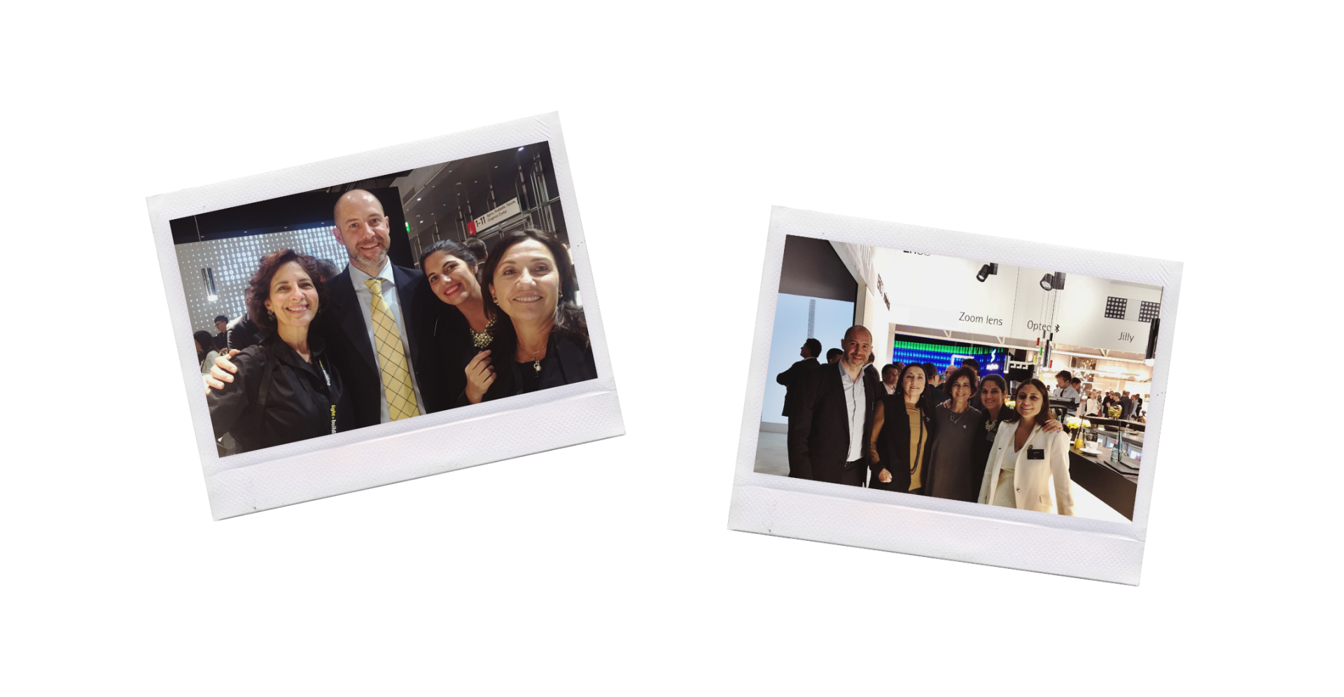 Dos fotografías Polaroid de un grupo de personas paradas una al lado de la otra sobre un fondo blanco.