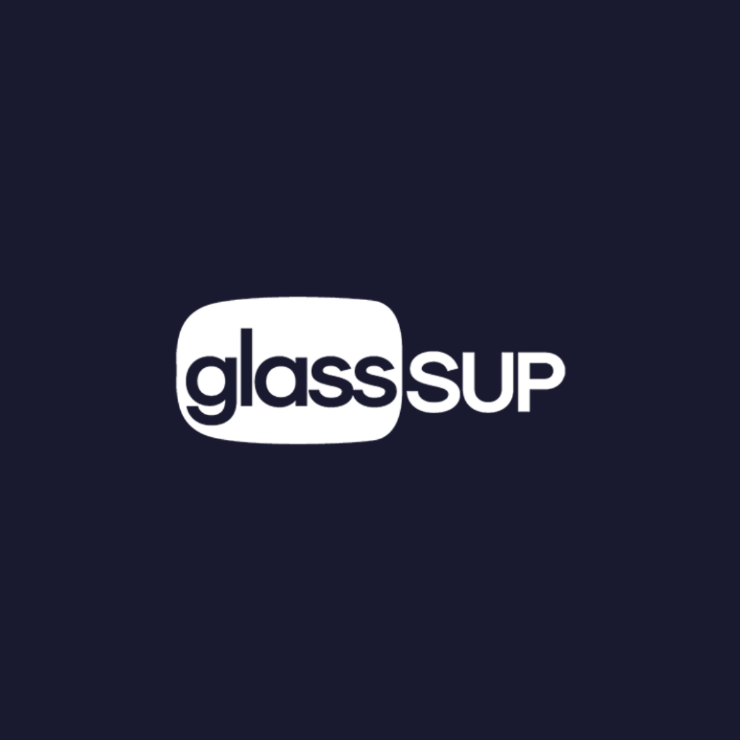 Ein Glas-Sup-Logo auf dunkelblauem Hintergrund