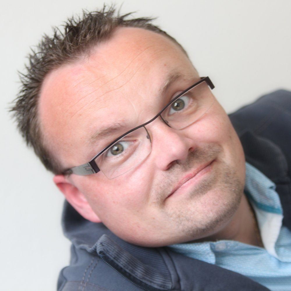 Voorzitter van Stichting Weerstand Hulp aan de Naaste