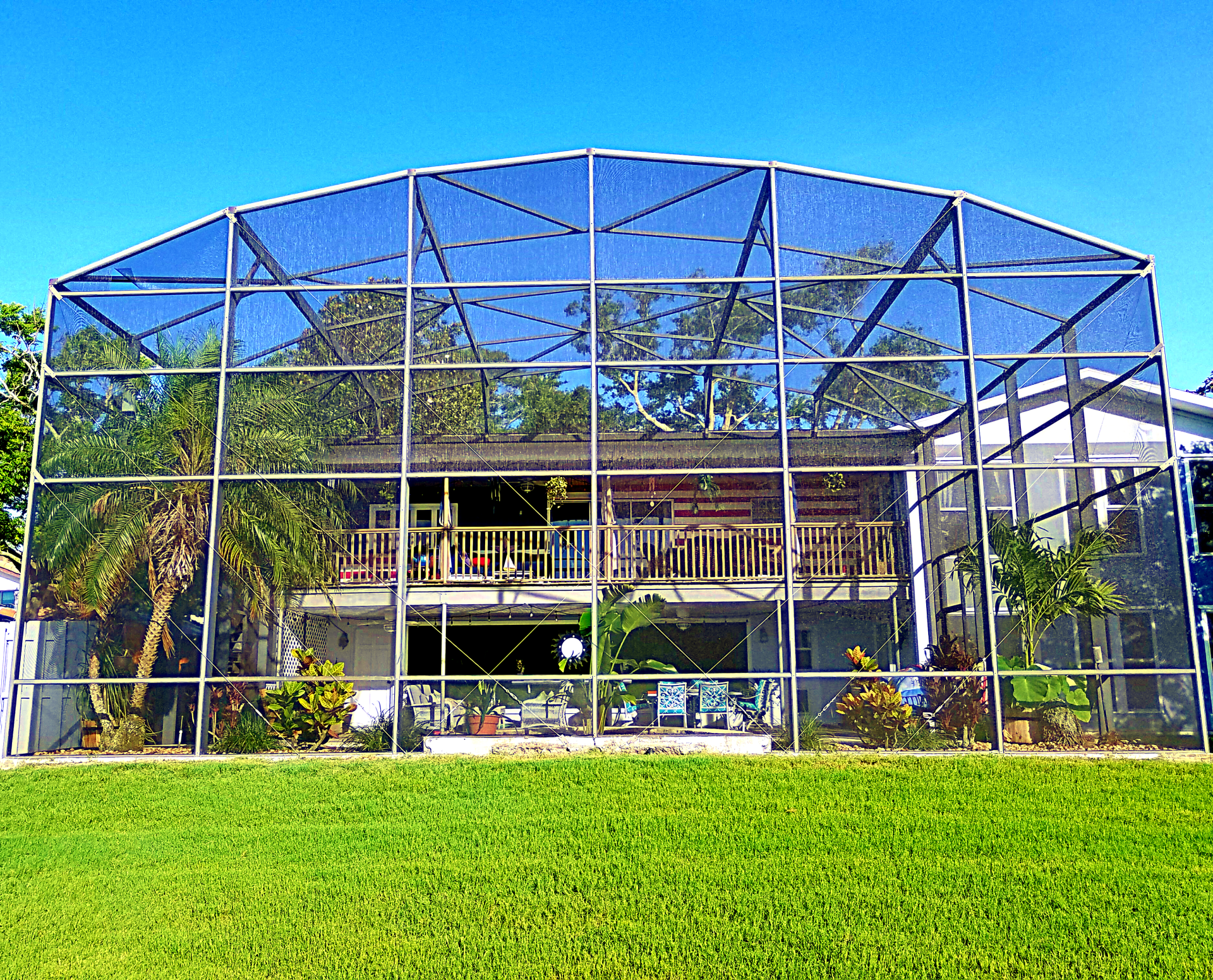 Pool Enclosures Orlando FL | Two-Story & Custom Pool Cage Builders