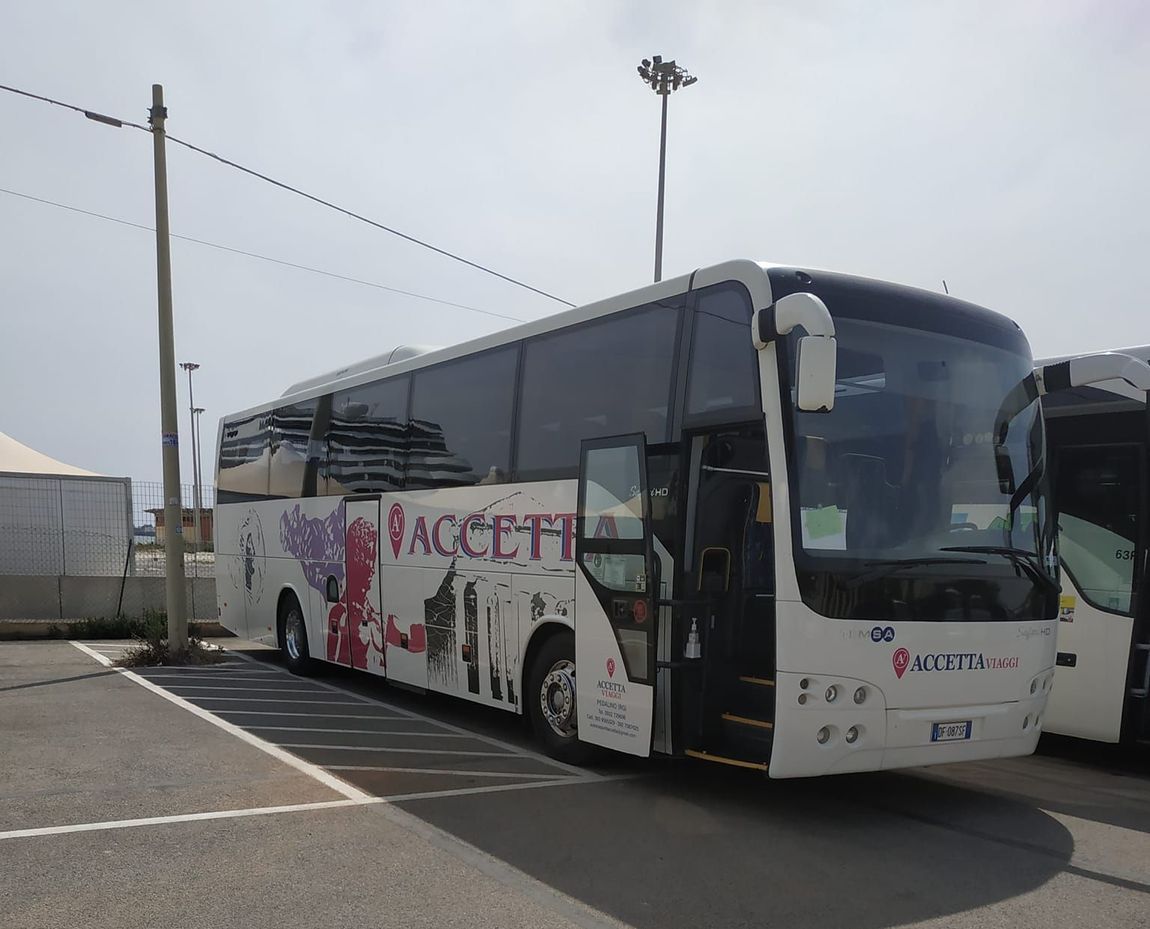bus per trasporto privato