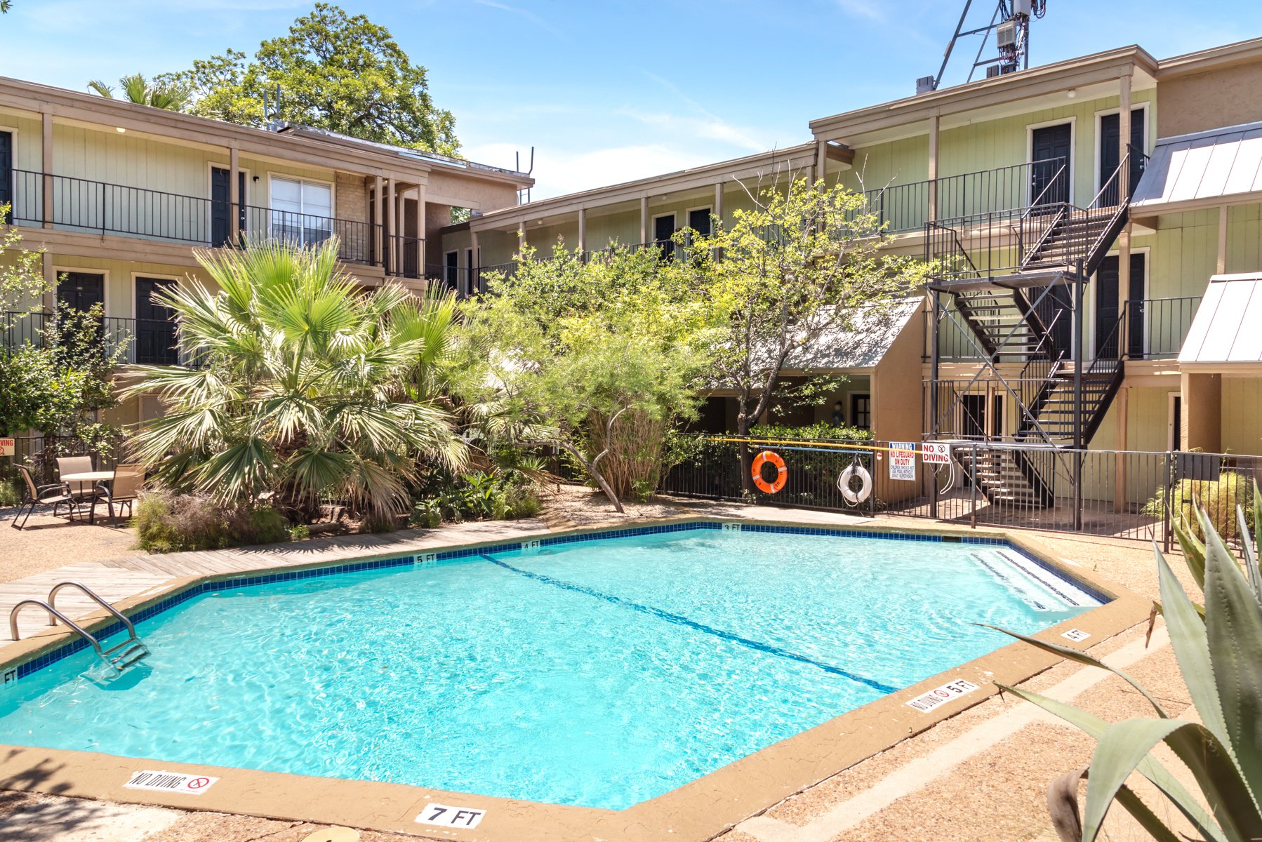 Oak Park Apartments Austin Texas