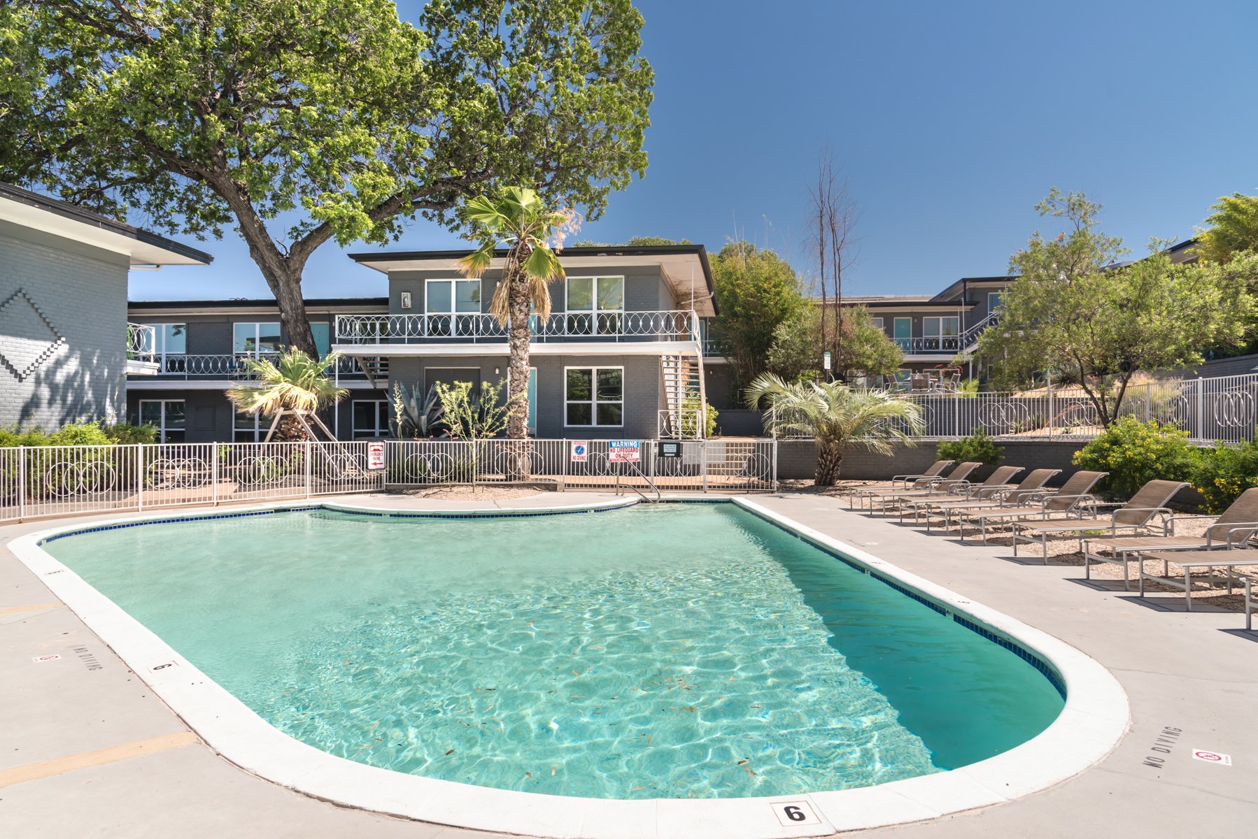 River Oaks Apartments Austin Texas