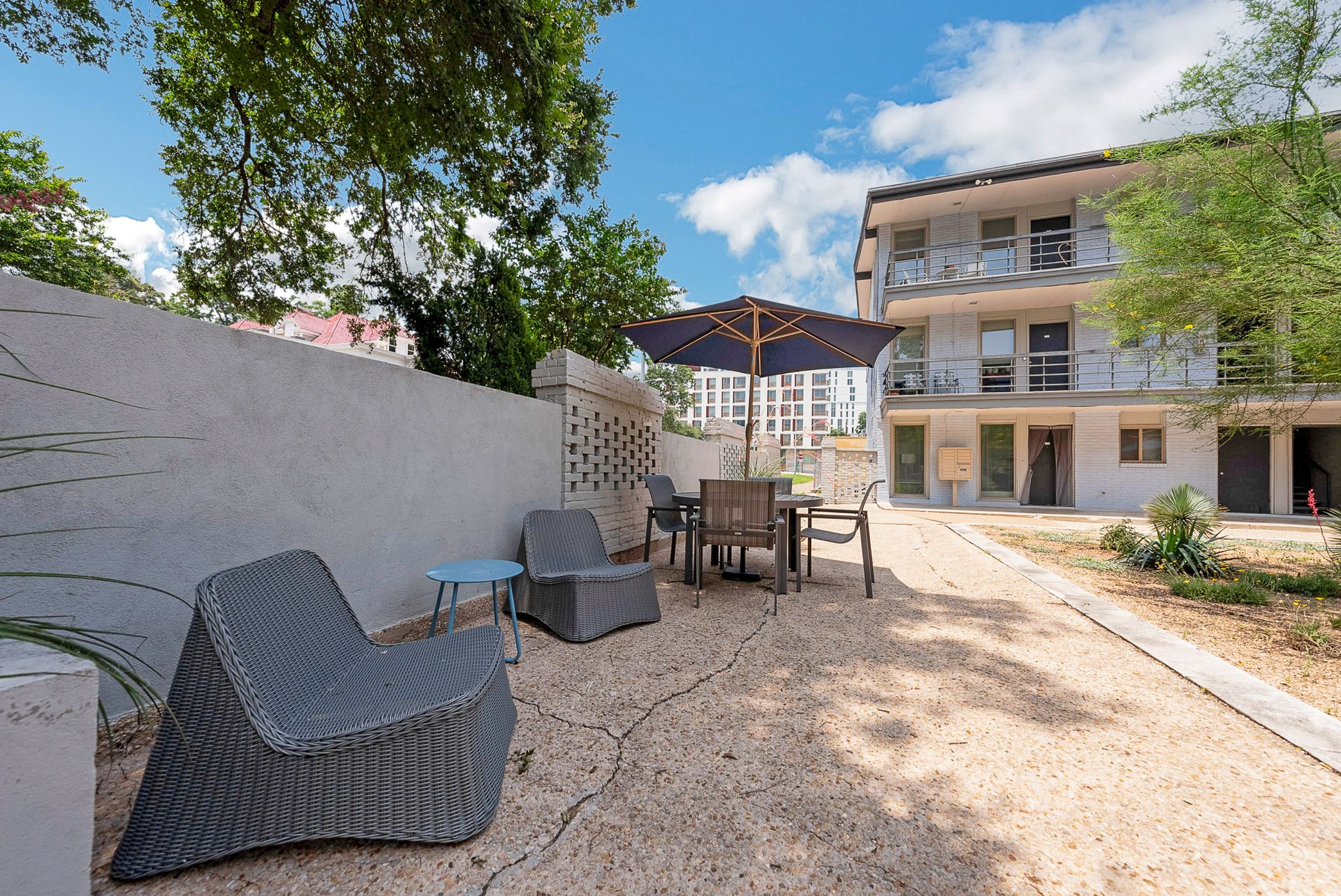 Penthouse Apartments - Austin Texas - Lease Penthouse Apartment In Austin