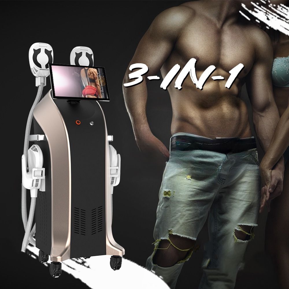 Ein Mann steht neben einer Maschine mit der Aufschrift „3 in 1“