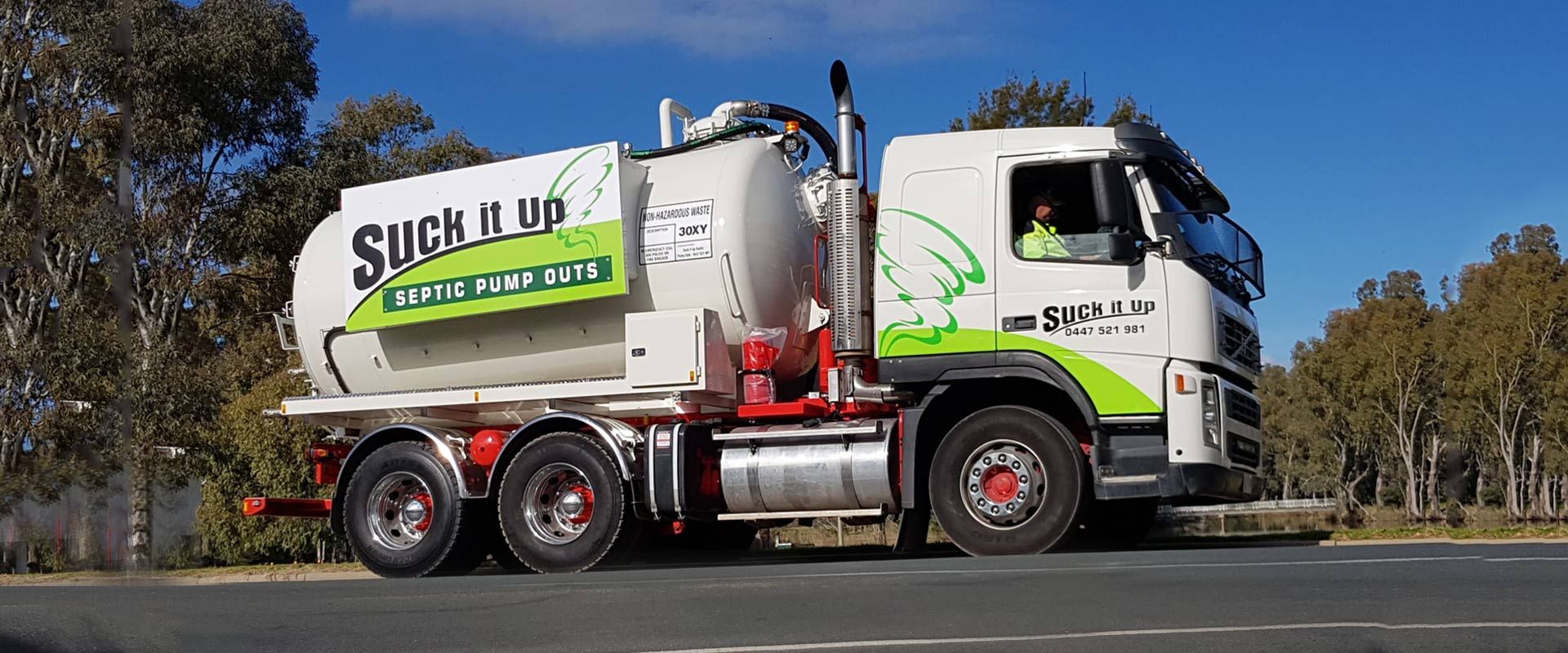 White And Green Truck — Benalla, VIC — Suck It Up Septic Pump Outs White And Green Truck — Benalla, VIC — Suck It Up Septic Pump Outs