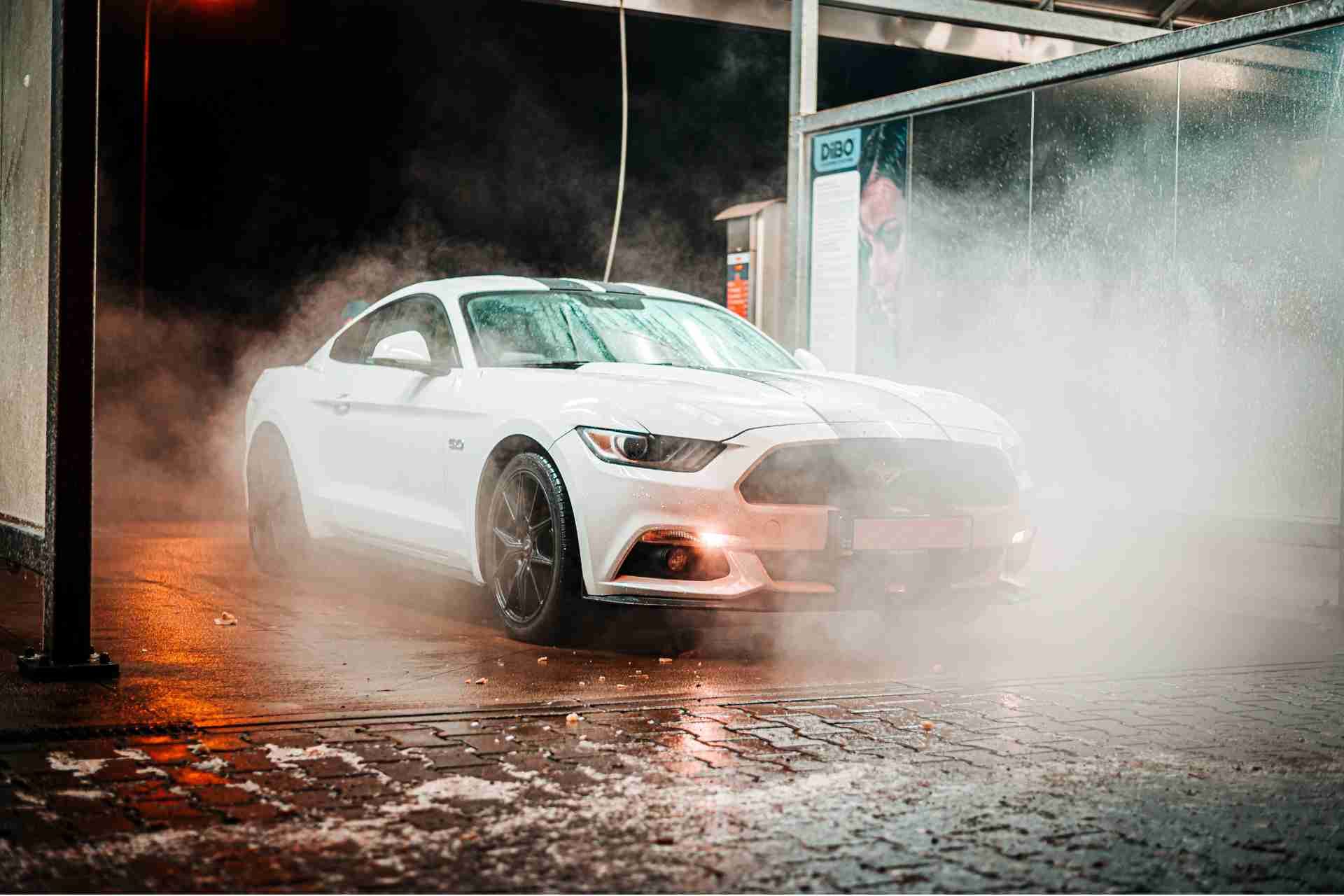 3 Benefits of Mobile Car Wash Detailing Services