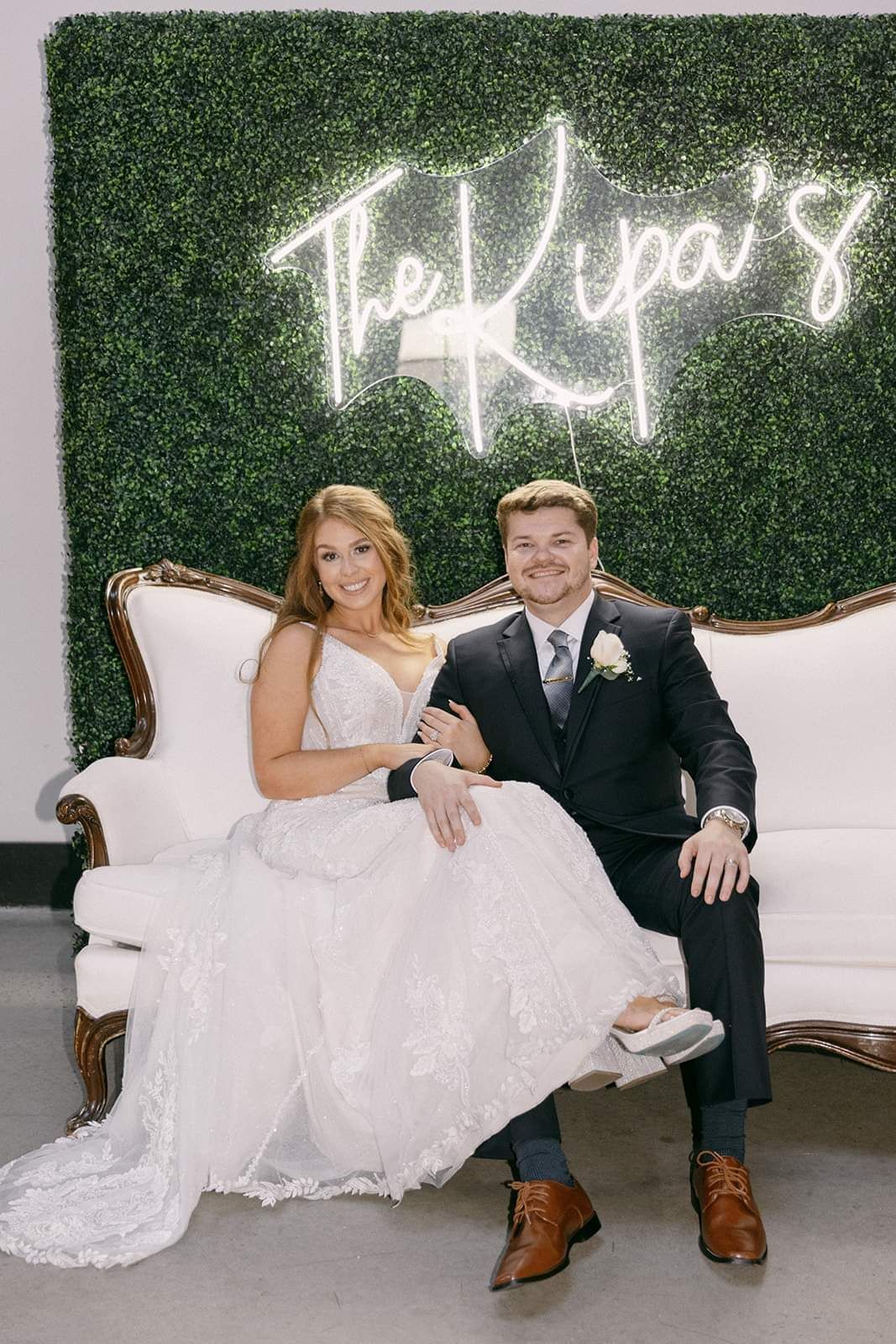 custom neon sign for wedding
