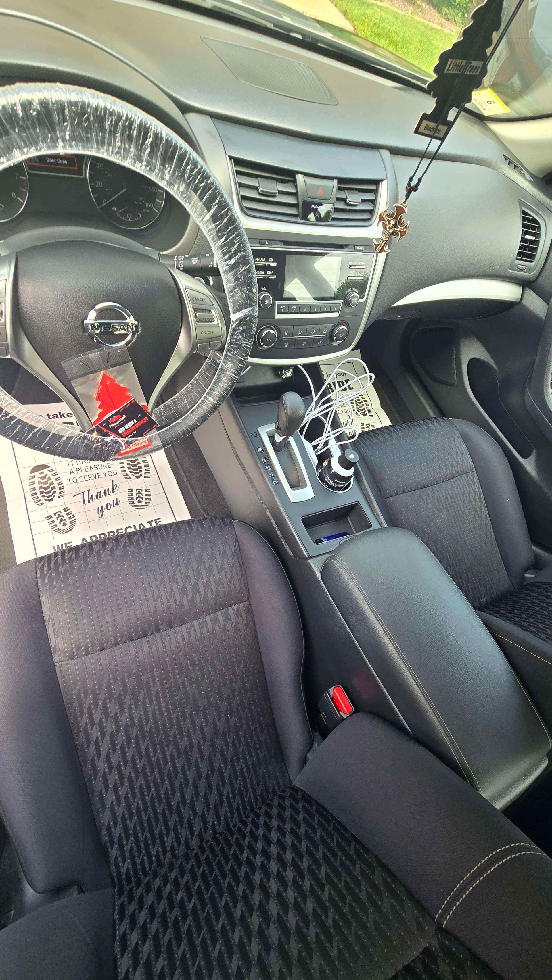 Platinum Touch Detailers
The #1 Mobile Auto Detailer in
Hampden County, MA