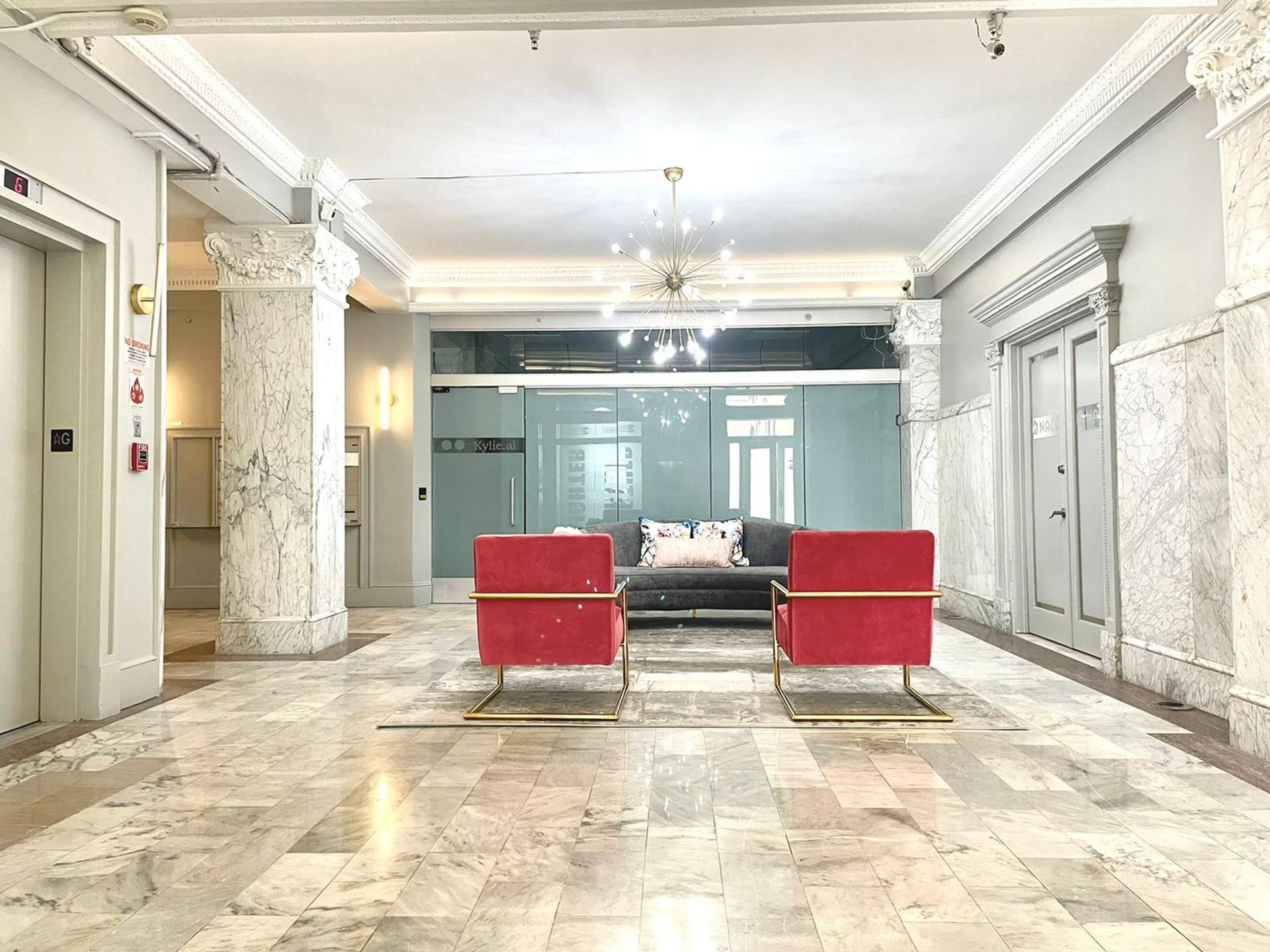 306 W Franklin Property Image