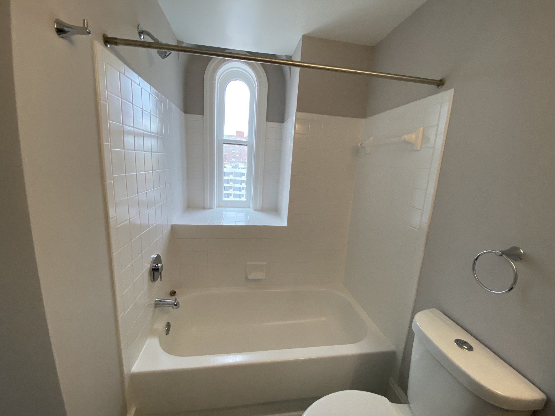 306 W Franklin Property Image