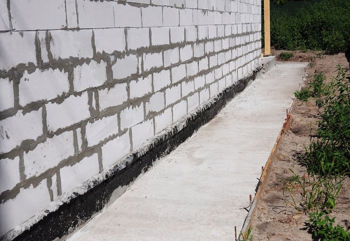 newly cemented concrete wall