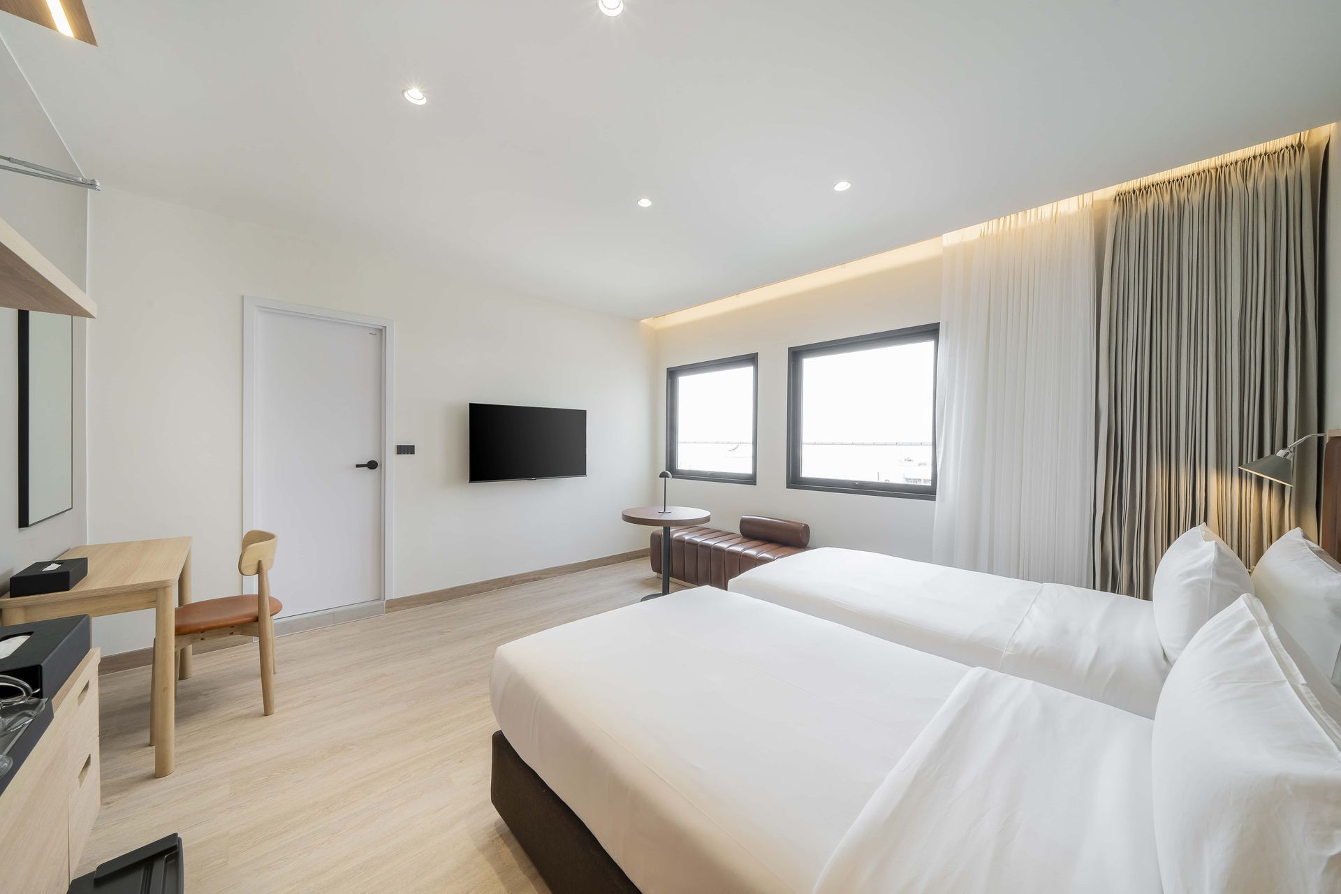 Deluxe Twin room at ASOKA HOTEL.