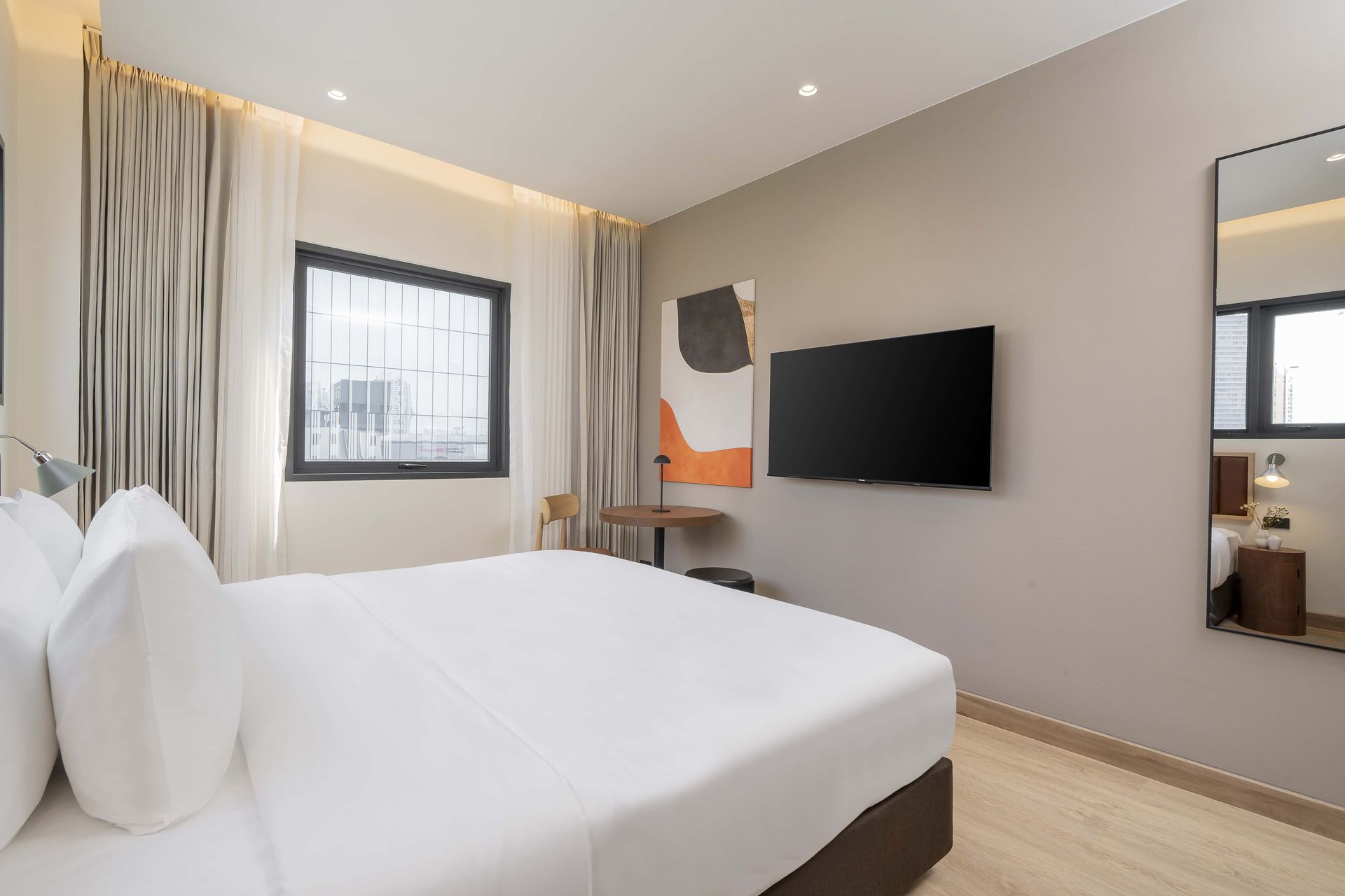 Superior King room at ASOKA HOTEL.