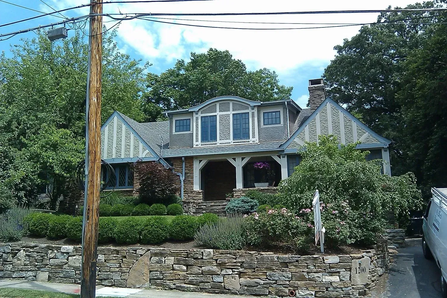 Family House — Cincinnati, OH — Old World
