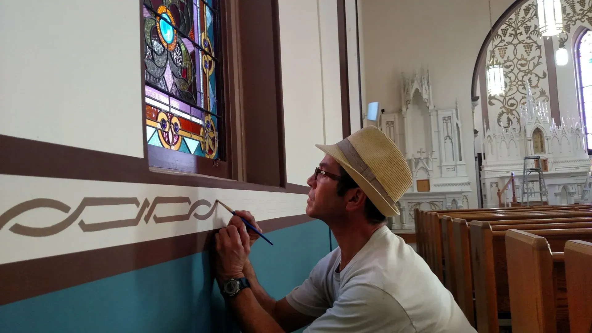 Worker Designing The Wall — Cincinnati, OH — Old World