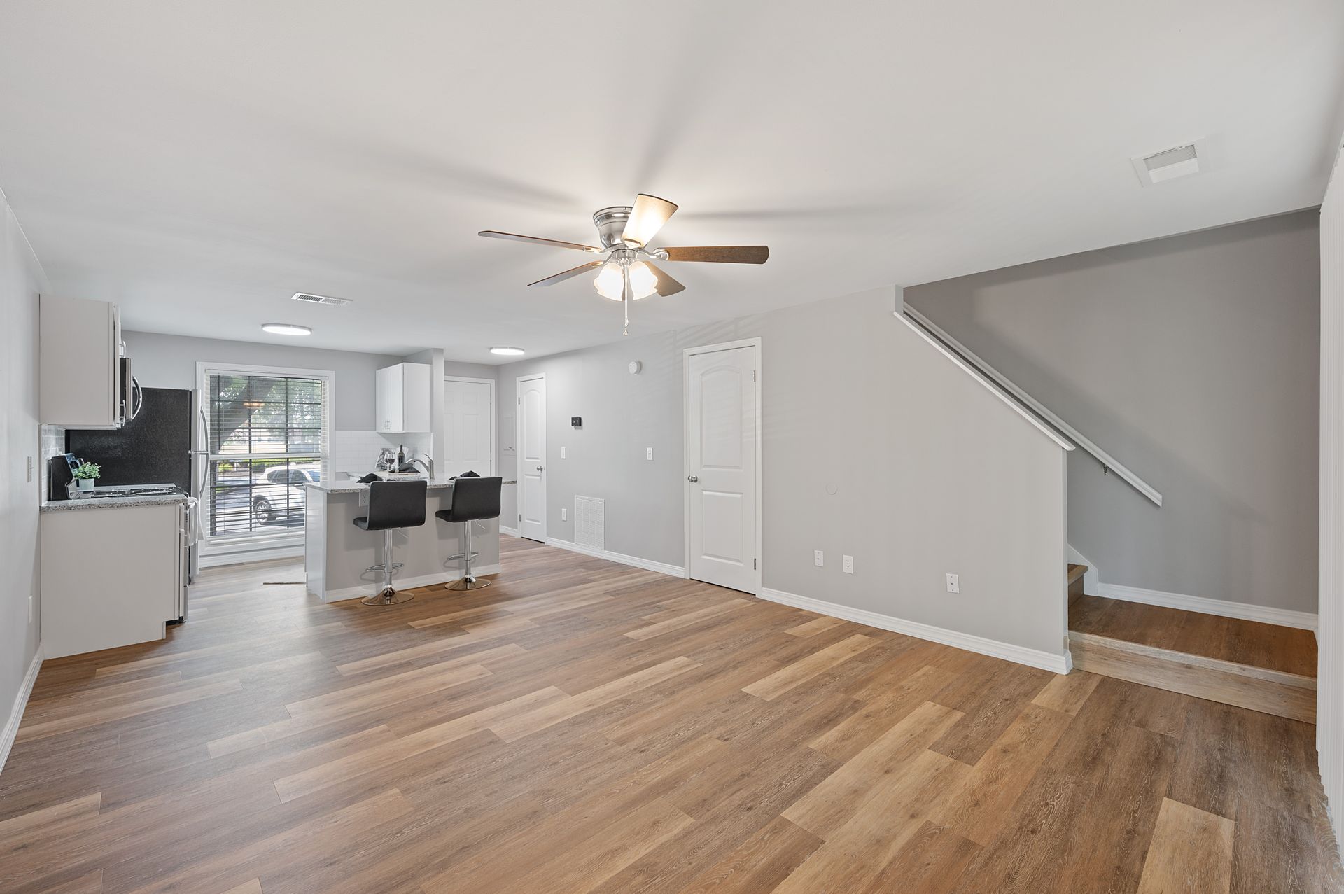 open layout of living room and kichen