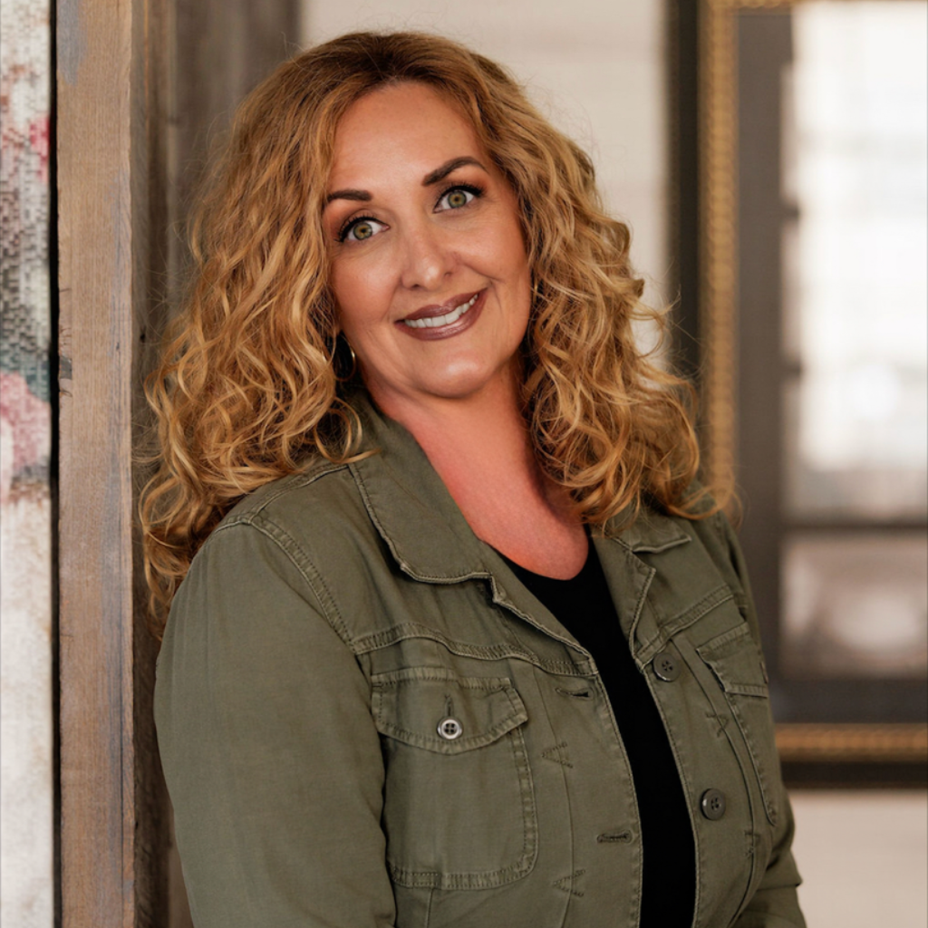 Michelle Simmerman headshot