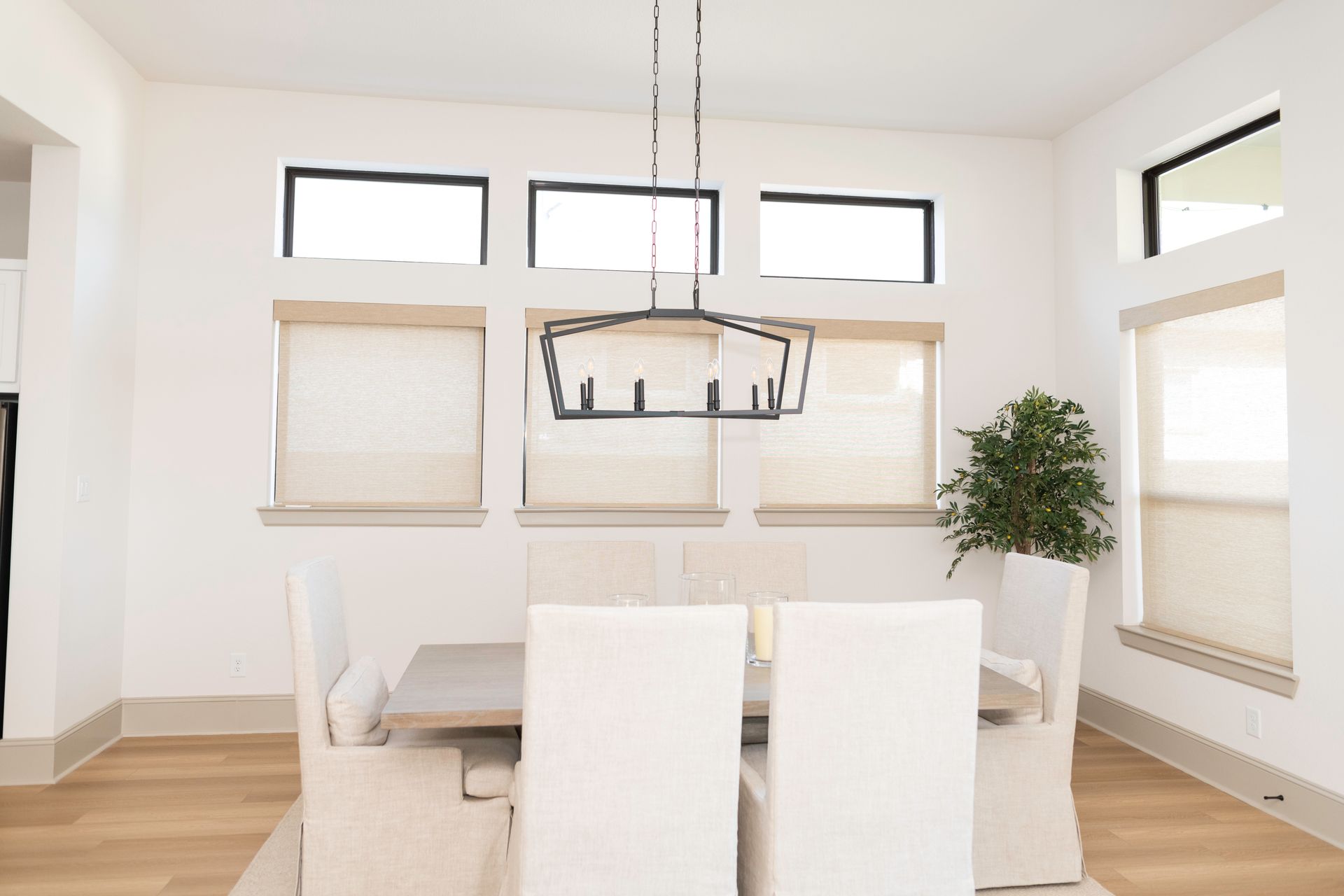 Window shades dining room