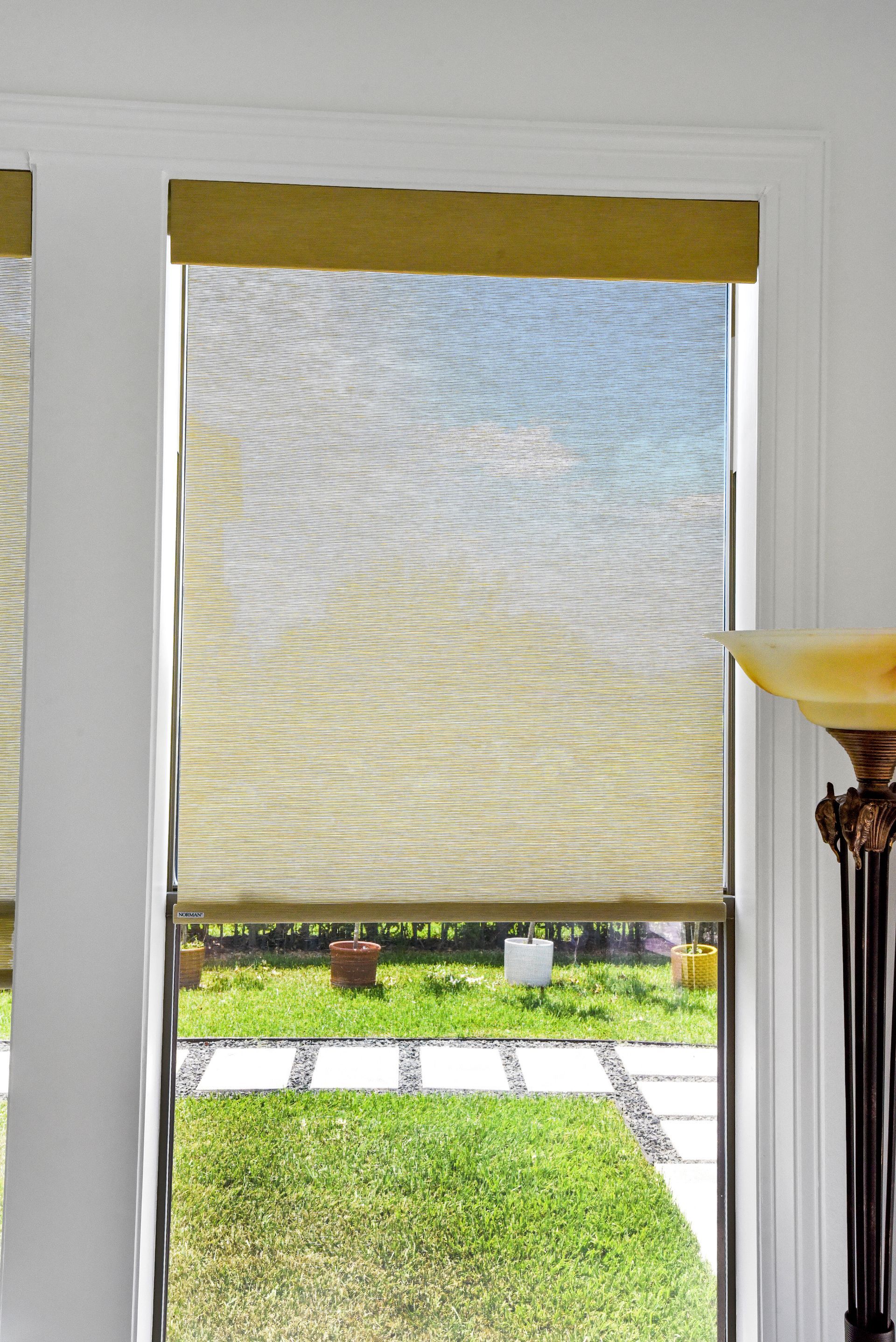 Window roller shades