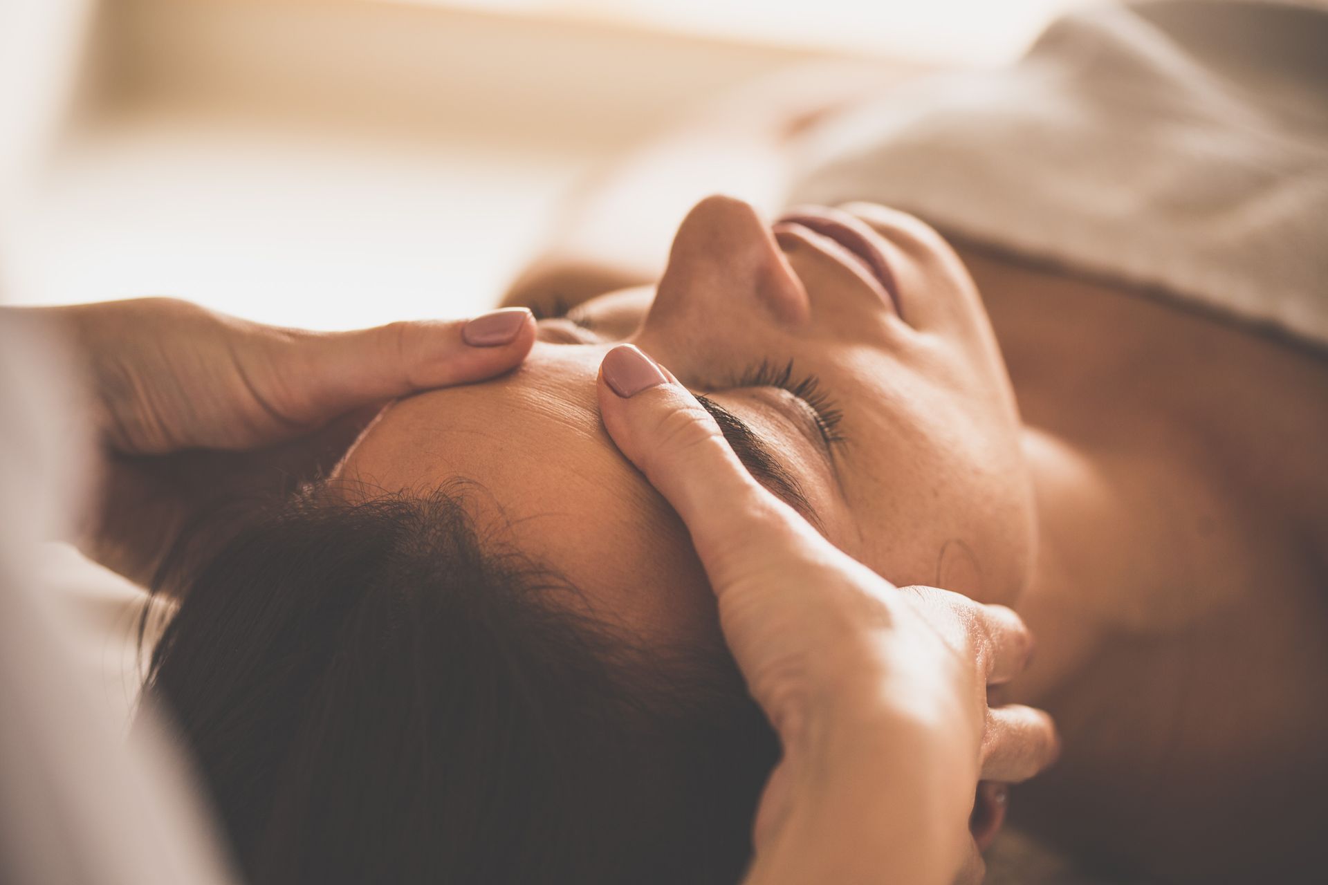 reflexology face massage