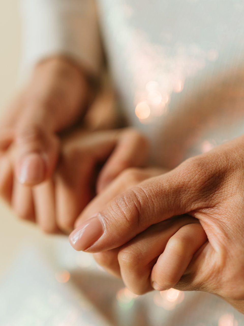 Person giving Chinese Health Consultation