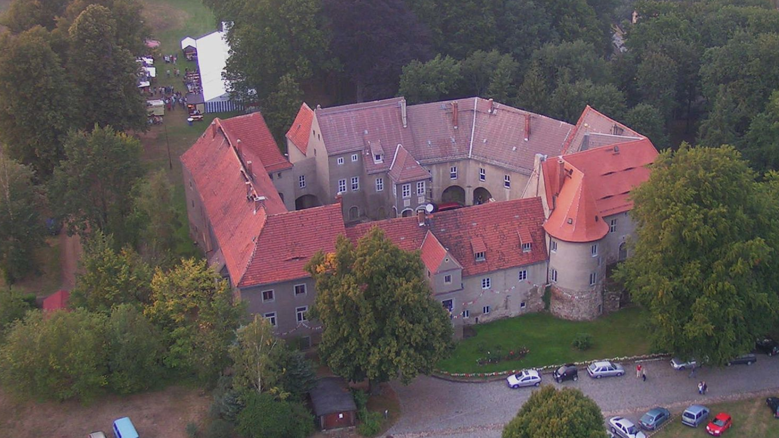 Luftaufnahme Schloss