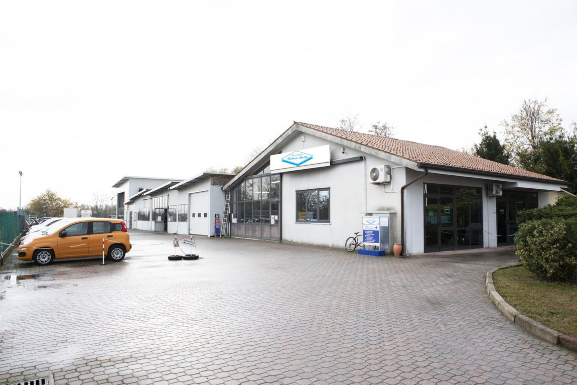 caseggiato dell'azienda Carrozzeria Roberto Baldo