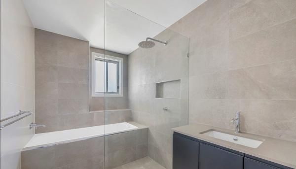 A Bathroom with A Bathtub, Sink, Shower and Window | Mid-North Coast, NSW | BDM Constructions