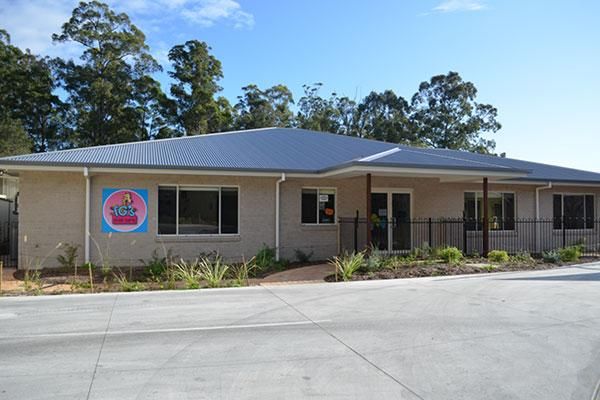 A House with A Blue Roof Has a Sign on The Side that Says a Little Princess | Mid-North Coast, NSW | BDM Constructions